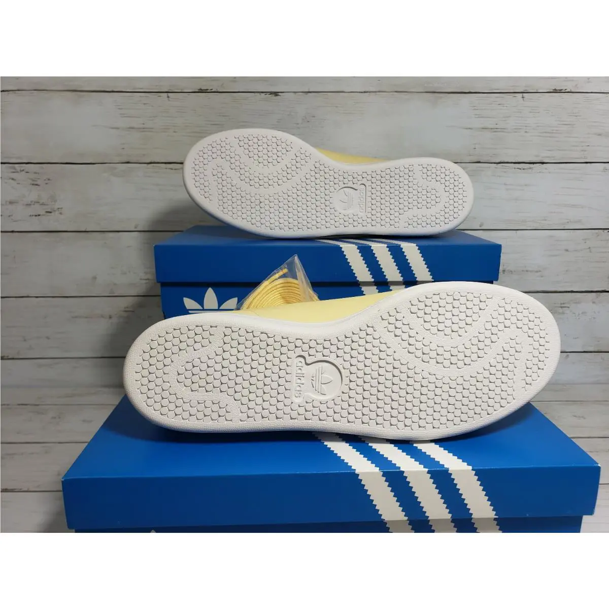 Adidas shoes - Stan Smith - Stan Smith - BD7438 - Easy Yellow 3