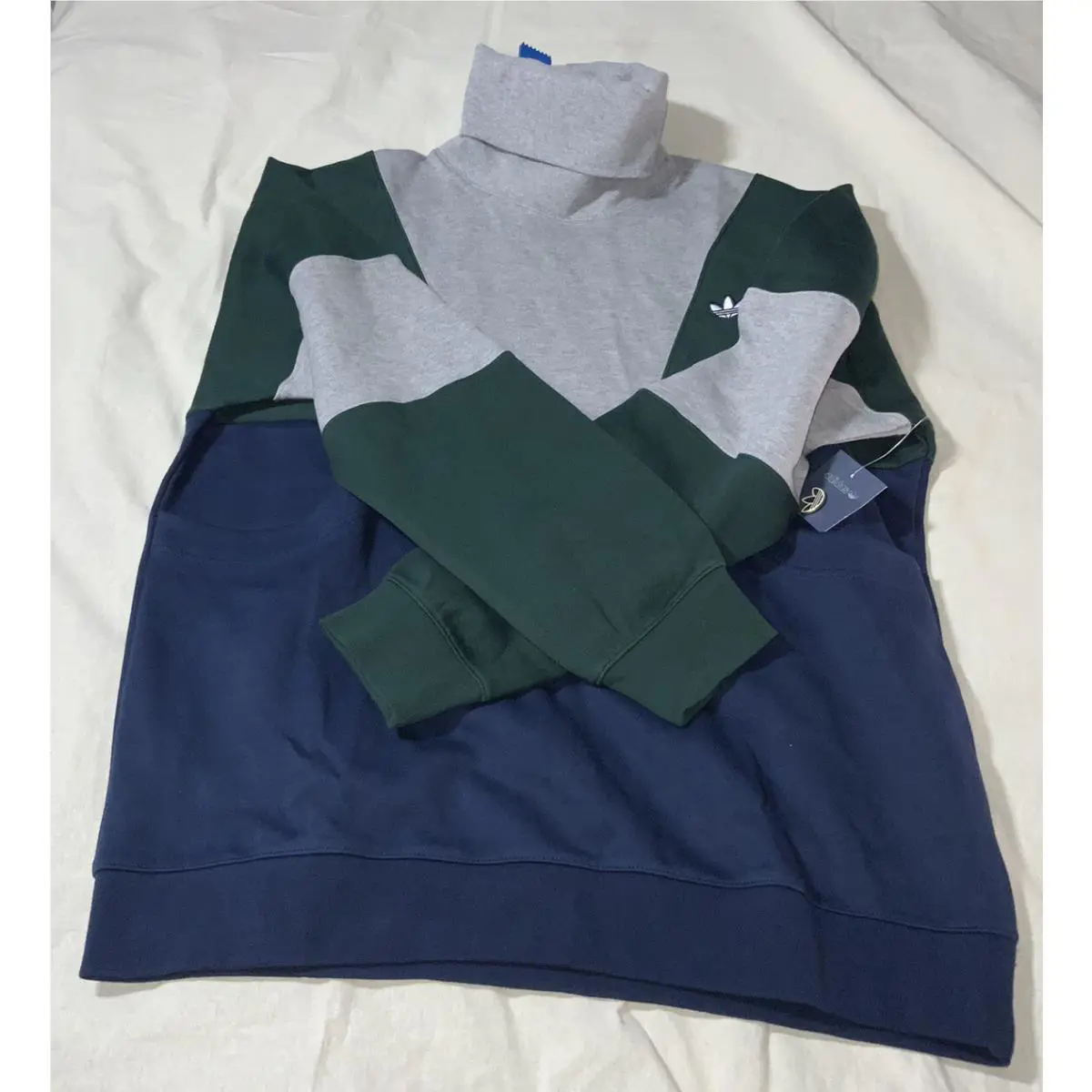 Adidas clothing - grey/khaki (UPC: 0193105833144) 1