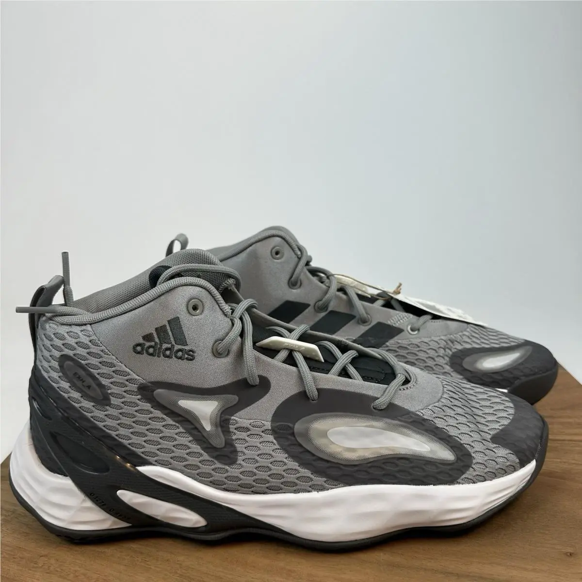 Mens  Exhibit A Mid Gray Basketball Shoes Sneakers Size 5.5 M by Adidas