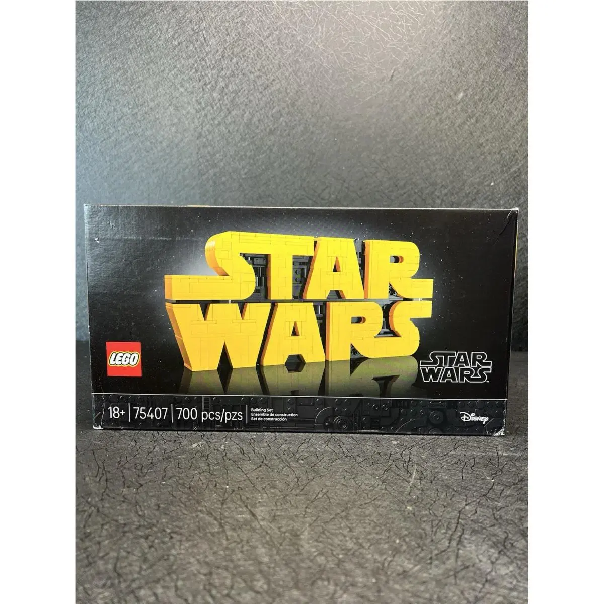 Lego 75407 Star Wars Brick Built Logo Disney 3D Building Set 700 Pcs