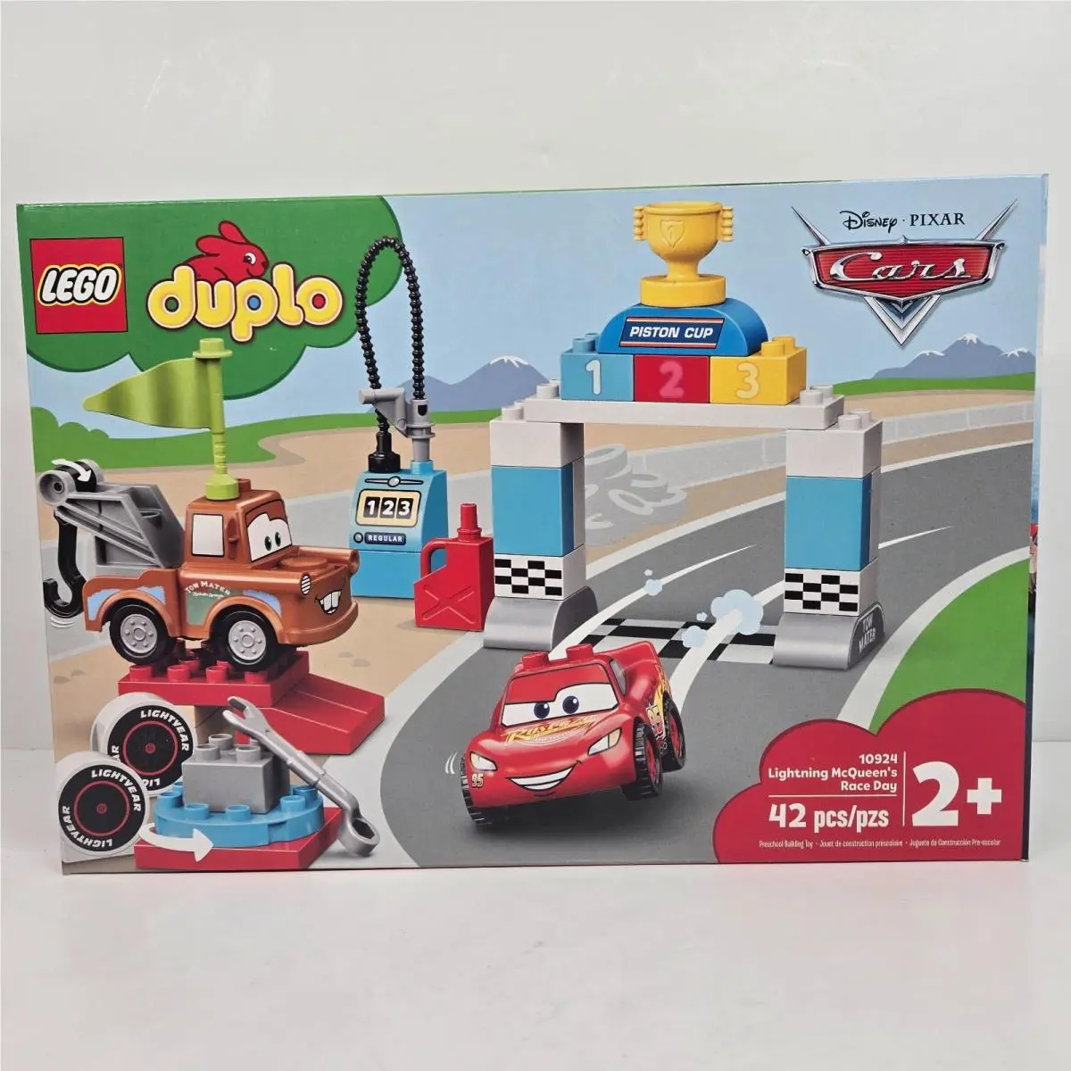 Lego Duplo 10924 Lightning Mcqueen`s Race Day 2020