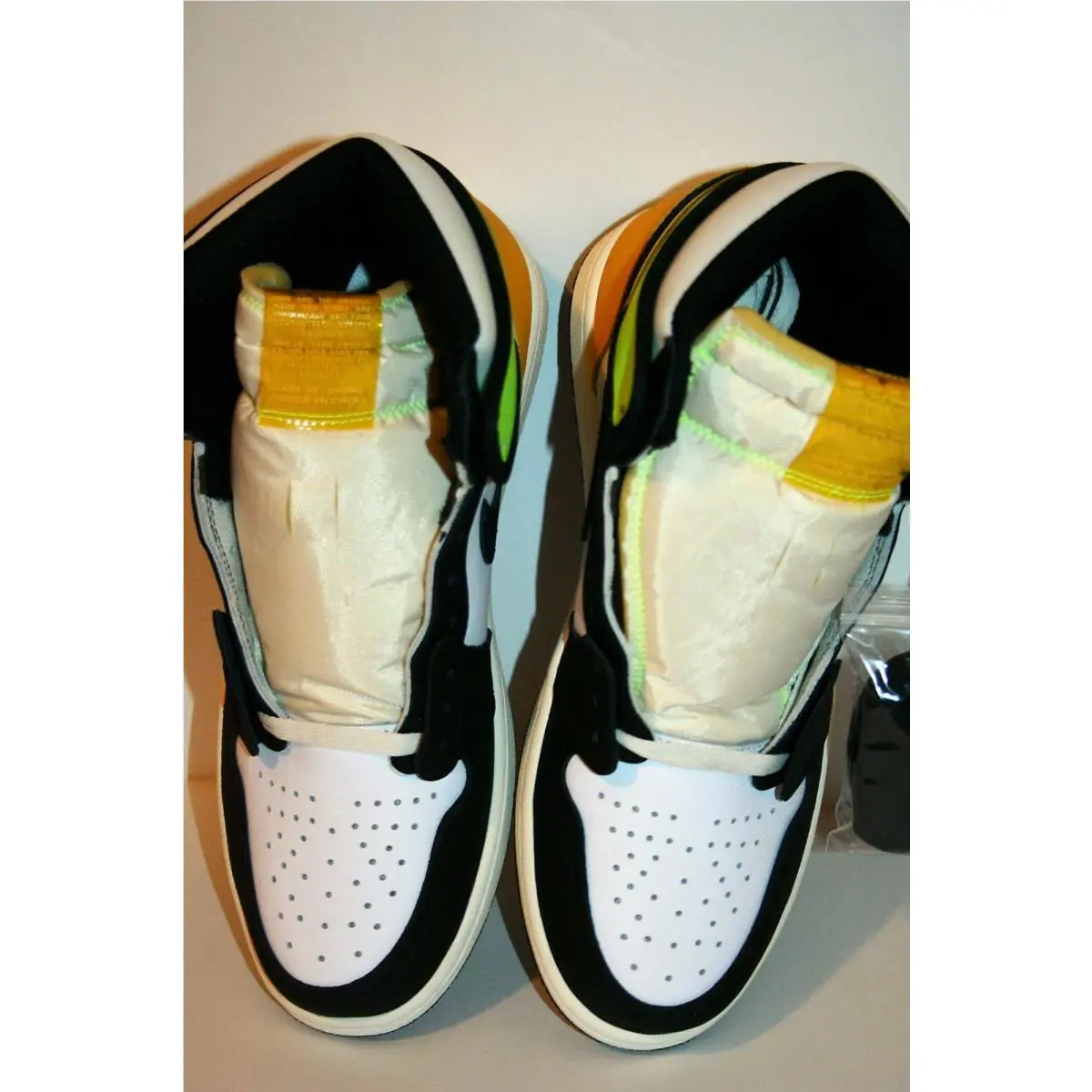 Nike shoes - Nike Air Jordan 1 - Air - 555088 118 - White 0