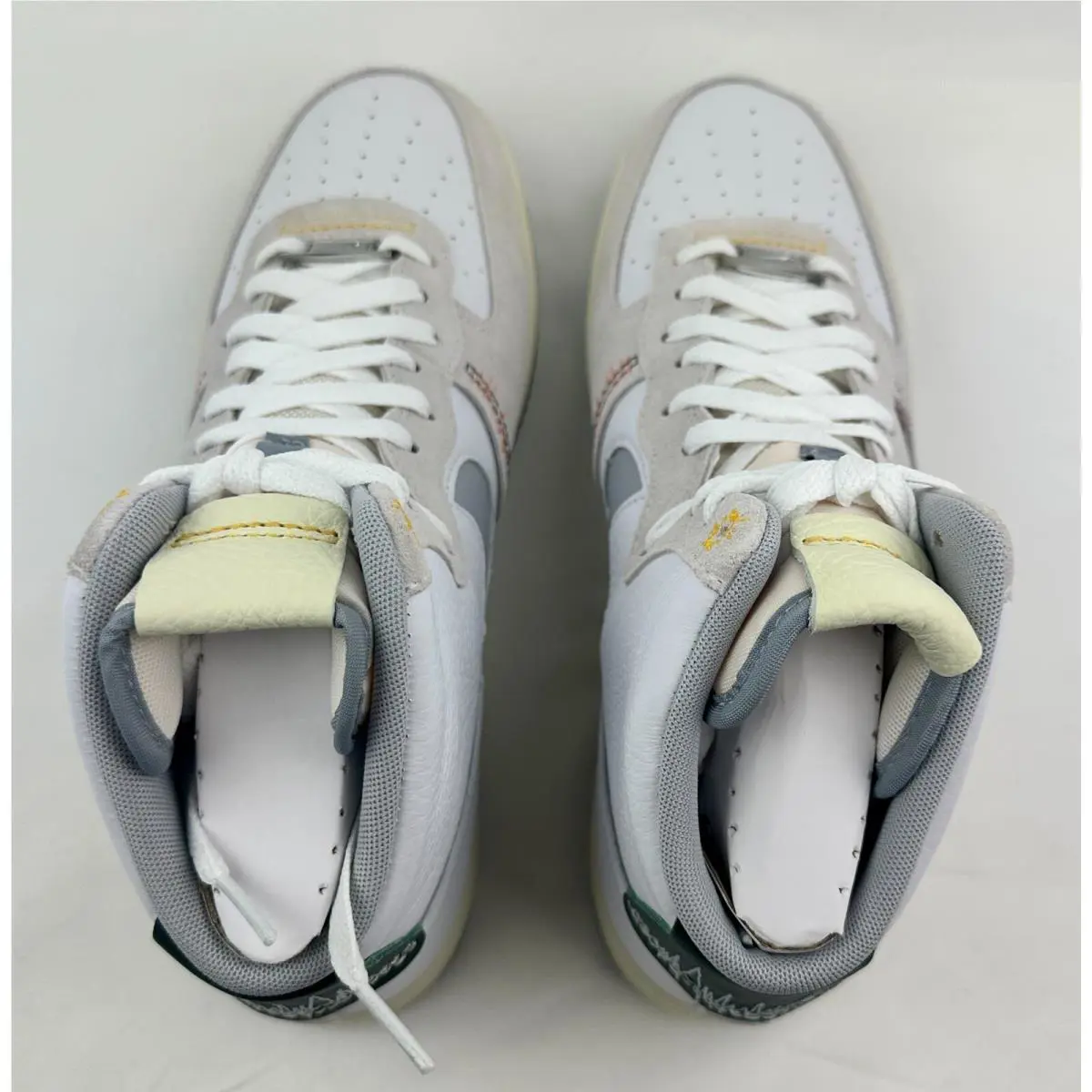 Nike shoes - White 5