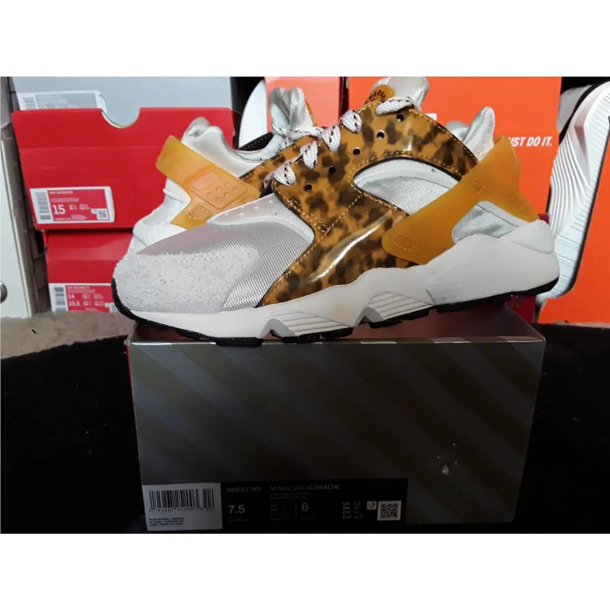 Nike shoes - Nike Air Huarache - Air Huarache - DQ9317-001 - White 0