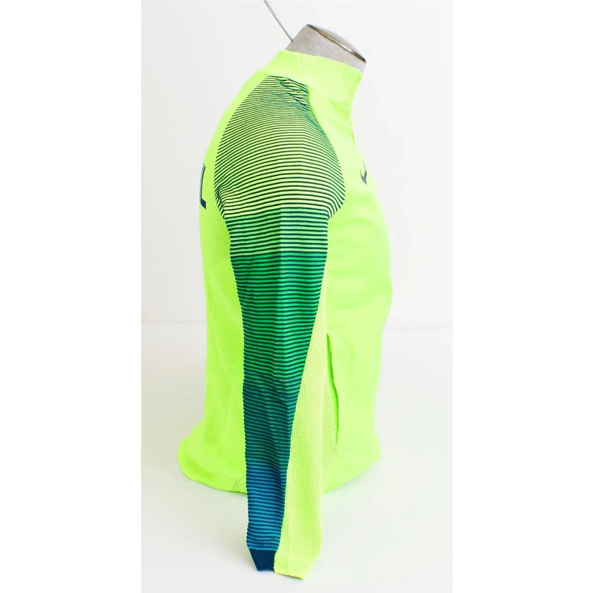 Nike clothing - 812053 - 812053 - Lime 3