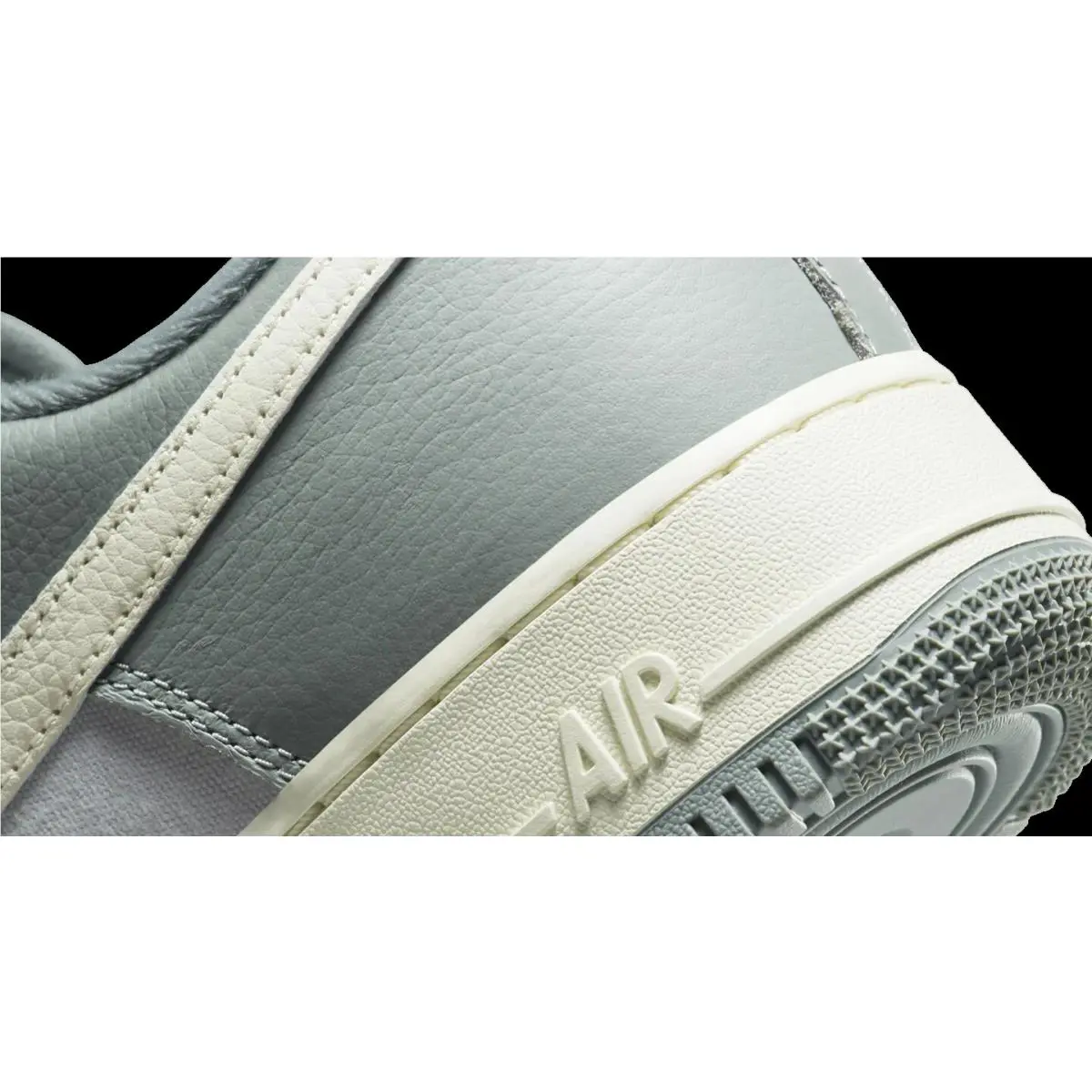 Nike shoes - Nike Air Force 1 - Air Force - DV7186-300 - Green 1
