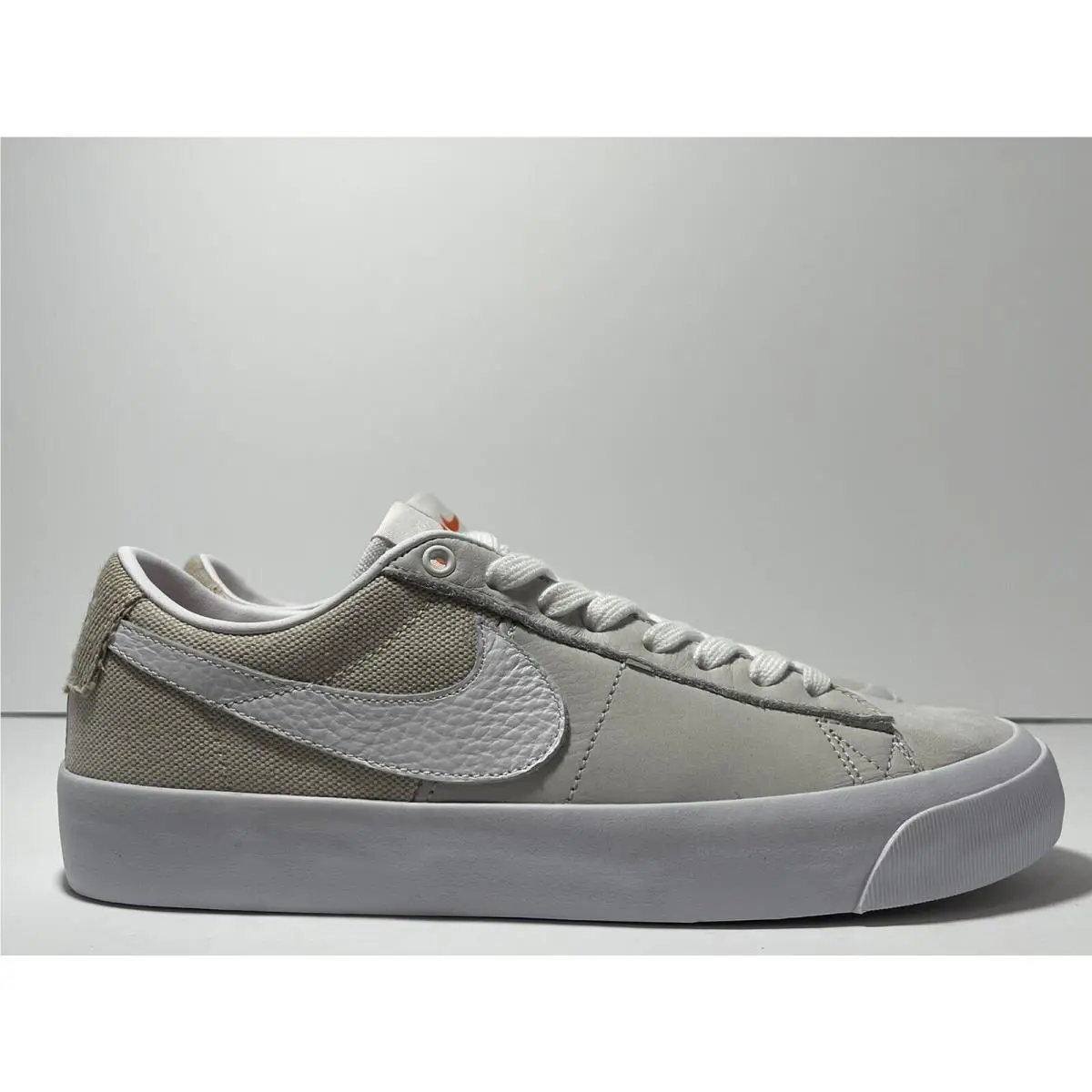 Nike shoes Iso - White / Summit White 5