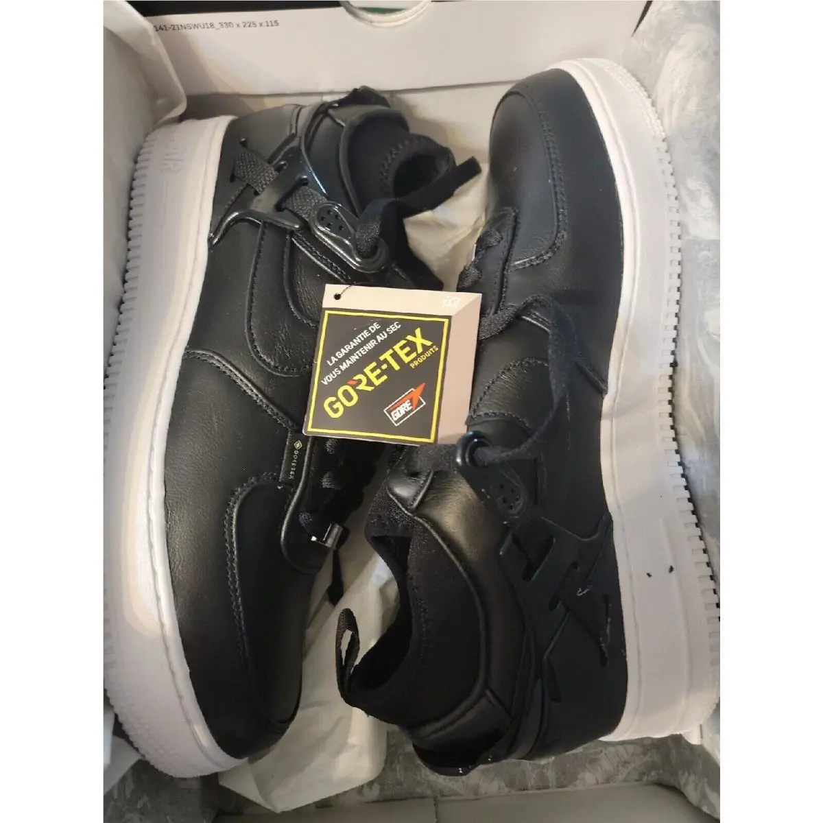 Nike shoes - Black 2