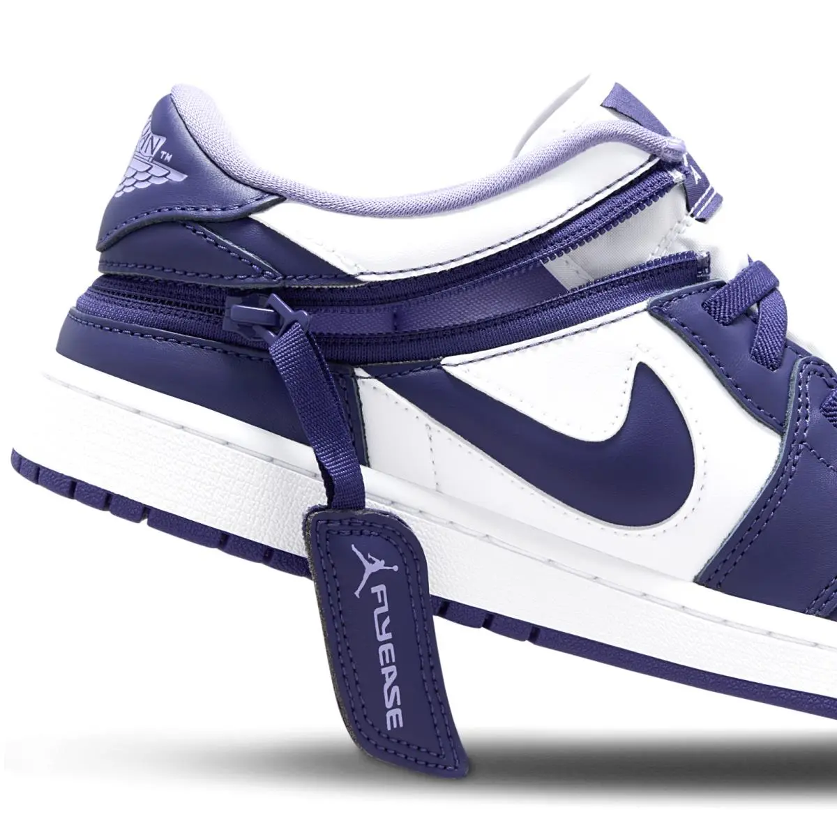 Nike shoes - White 14
