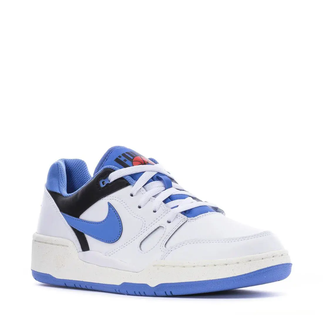Nike shoes - White 3