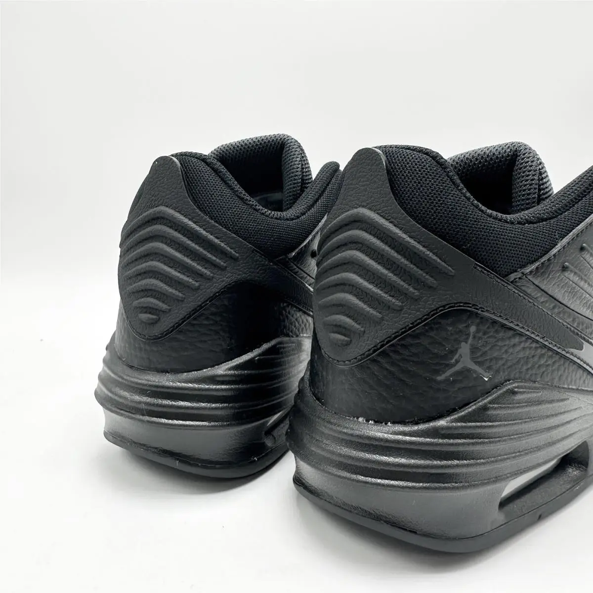 Nike shoes - Jordan Max Aura 5 - Max Aura - DZ4353-001 - Black 5