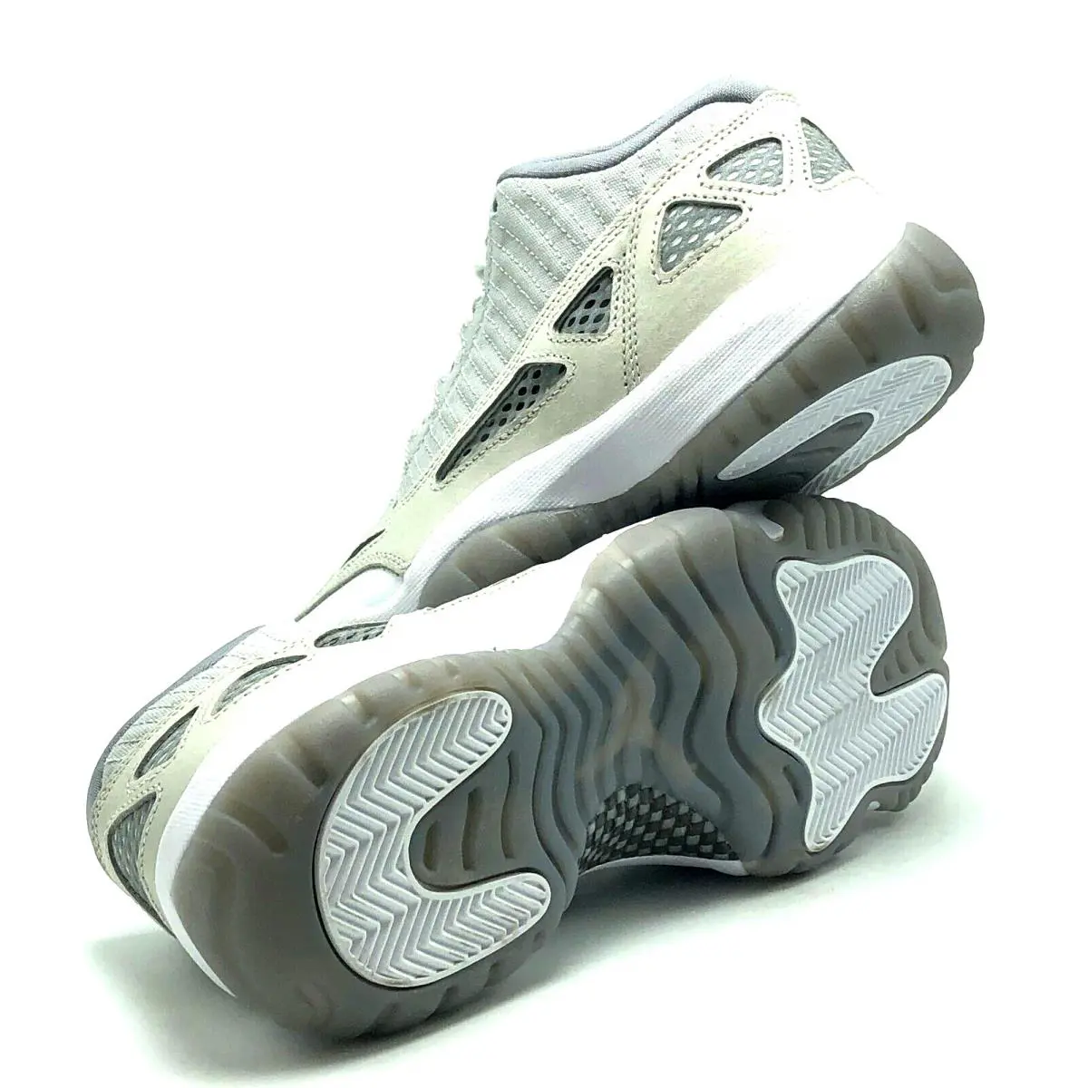 Nike shoes - Air Jordan 11 Low - Air Low - 919712-102 - Gray 5