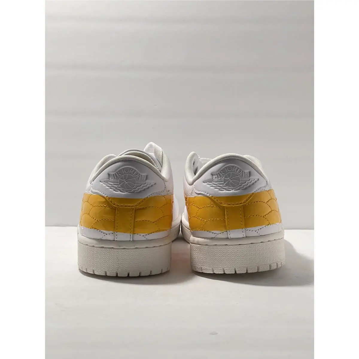 Nike shoes - Air Jordan 1 - Air - DJ2756 102 - White 3