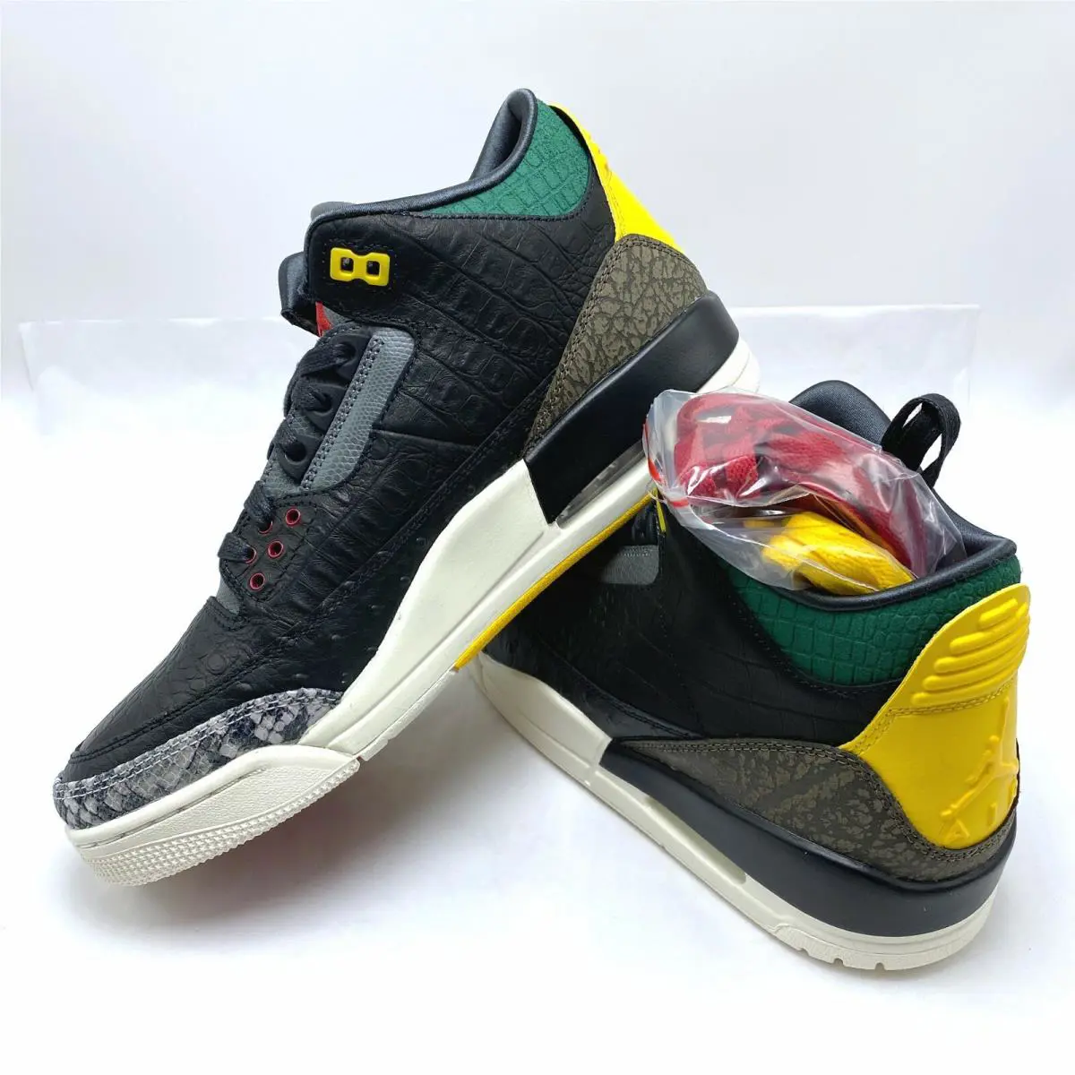 Nike shoes - Air Jordan 3 Retro - Air Retro - CV3583-003 - Black / Black - White - Gorge Green 19
