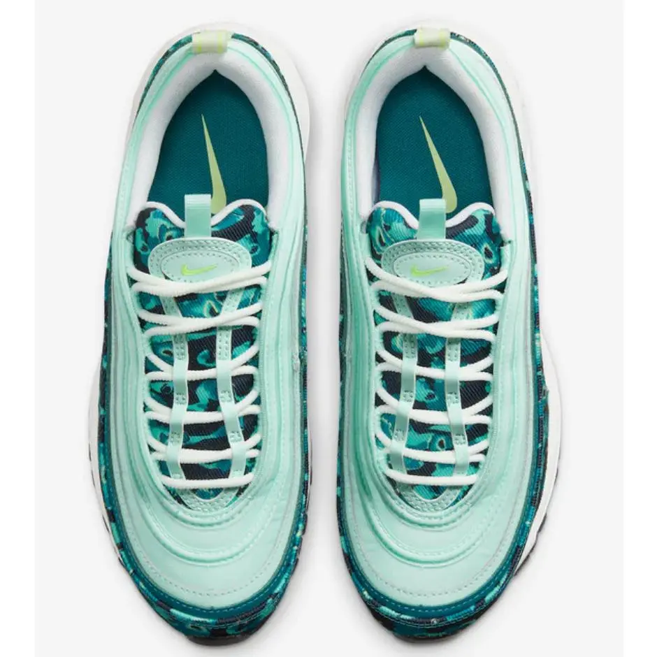 Nike shoes - Mint 8