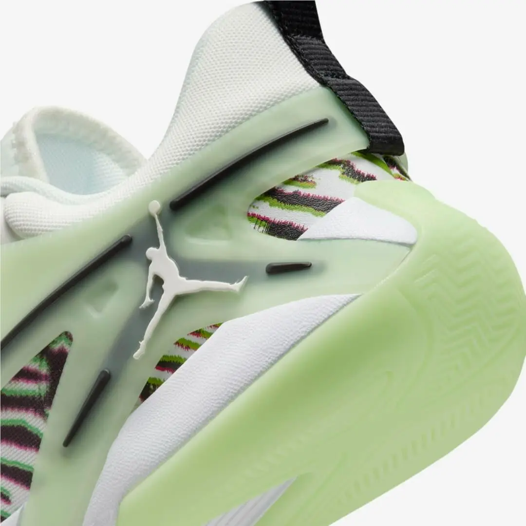 Nike shoes - Nike Air Jordan Heir - Air Heir - FZ2471 100 - Green 5