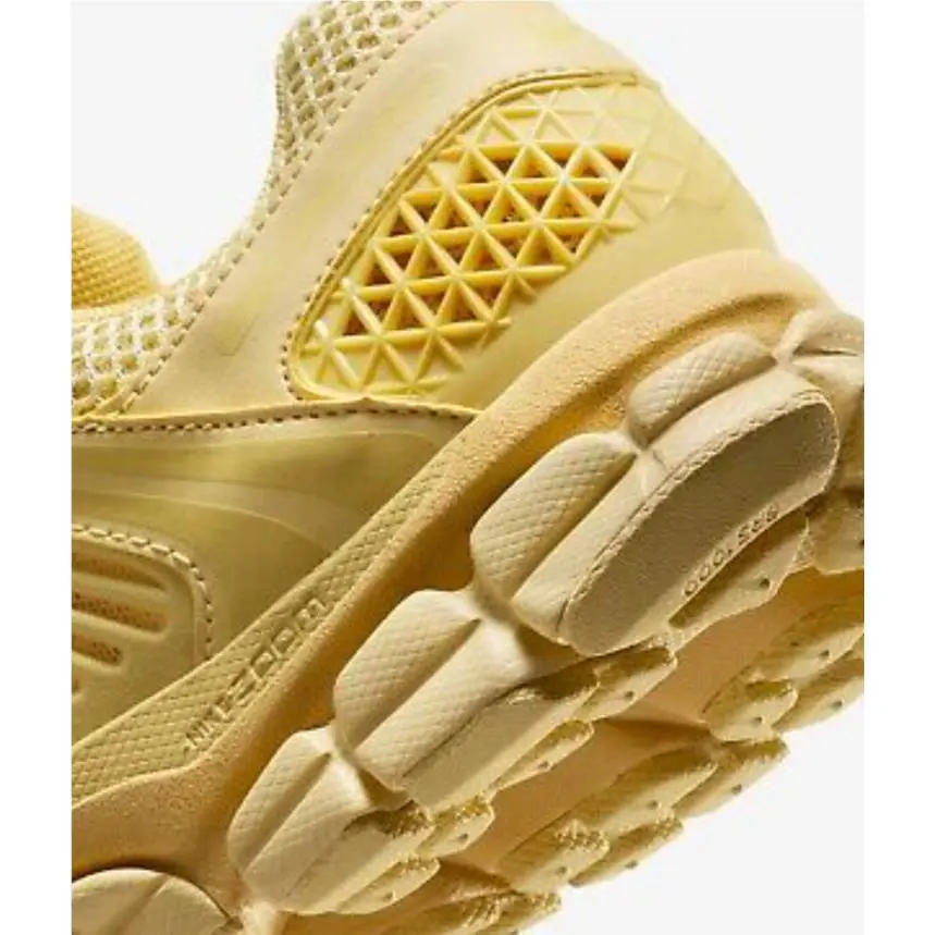 Nike shoes - Saturn Gold/Lemon 2