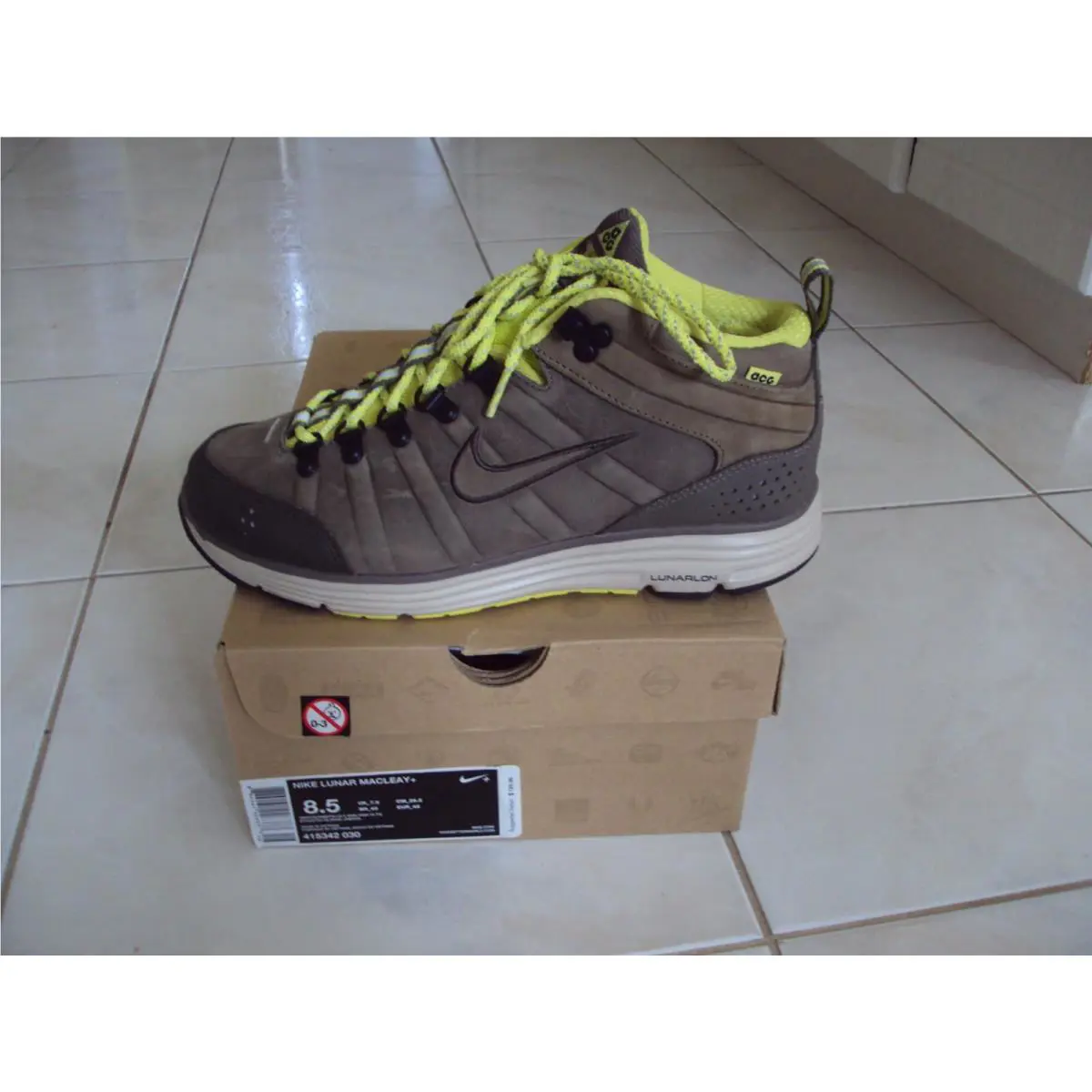 Nike shoes - Nike Lunar Macleay - Lunar Macleay - 415342-030 - Brown 3
