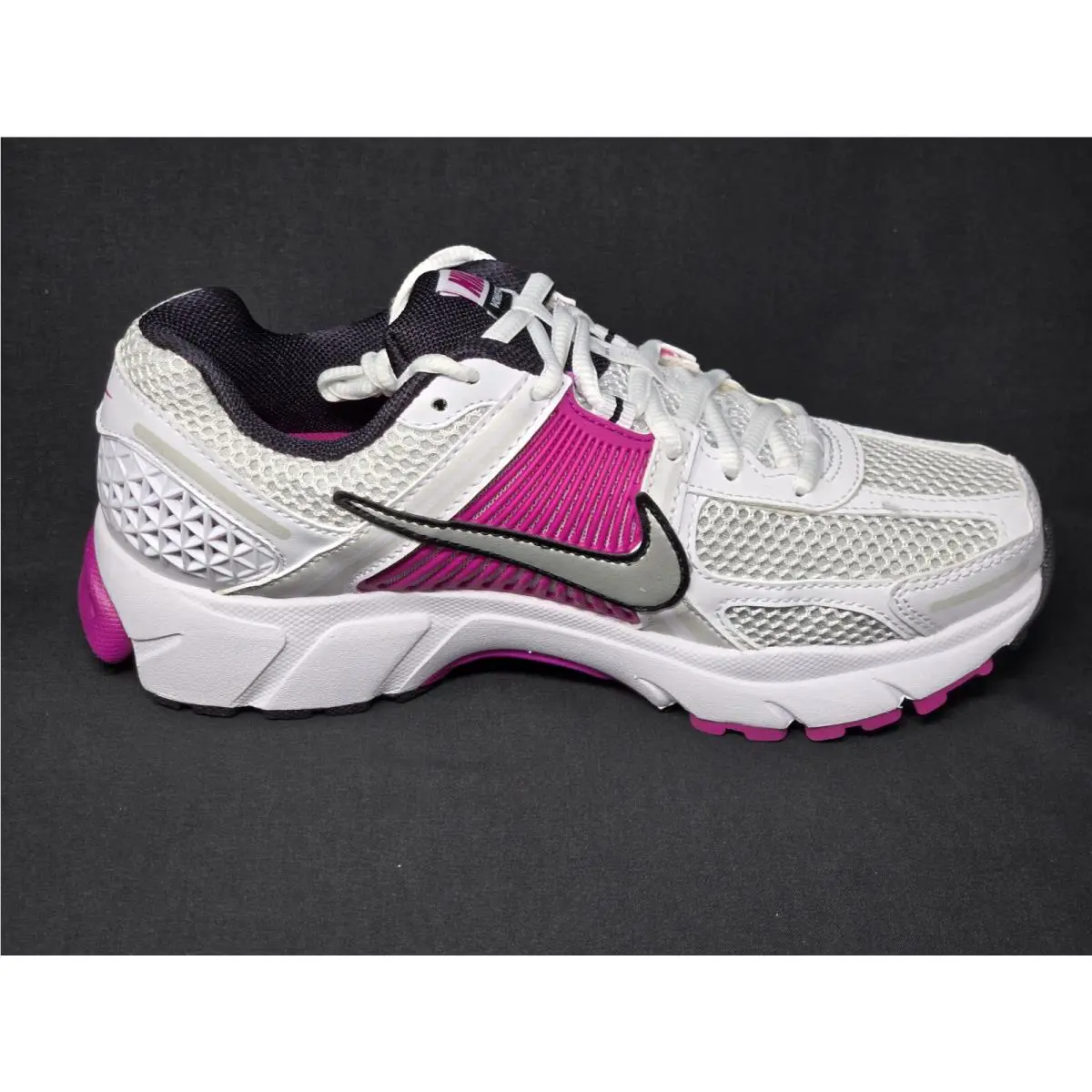 Nike shoes - Nike Wmns - Wmns - FJ2028-100 - Pink 9