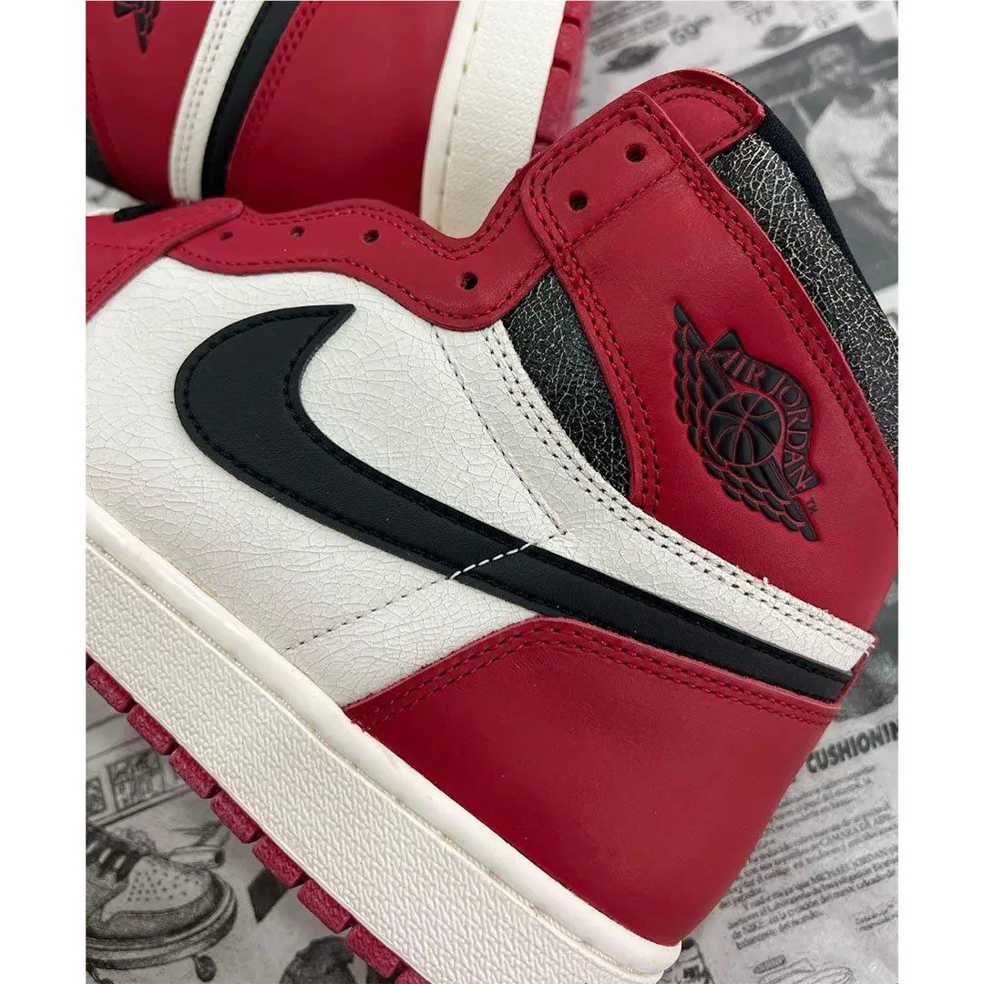 Nike shoes - Nike Air Jordan 1 - Air - DZ5485-612 - Red 3
