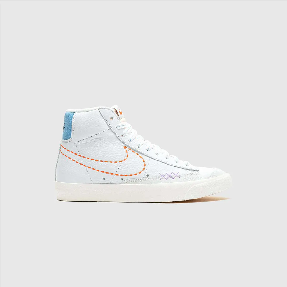 Nike shoes - White, Safety Orange, Lilac 8