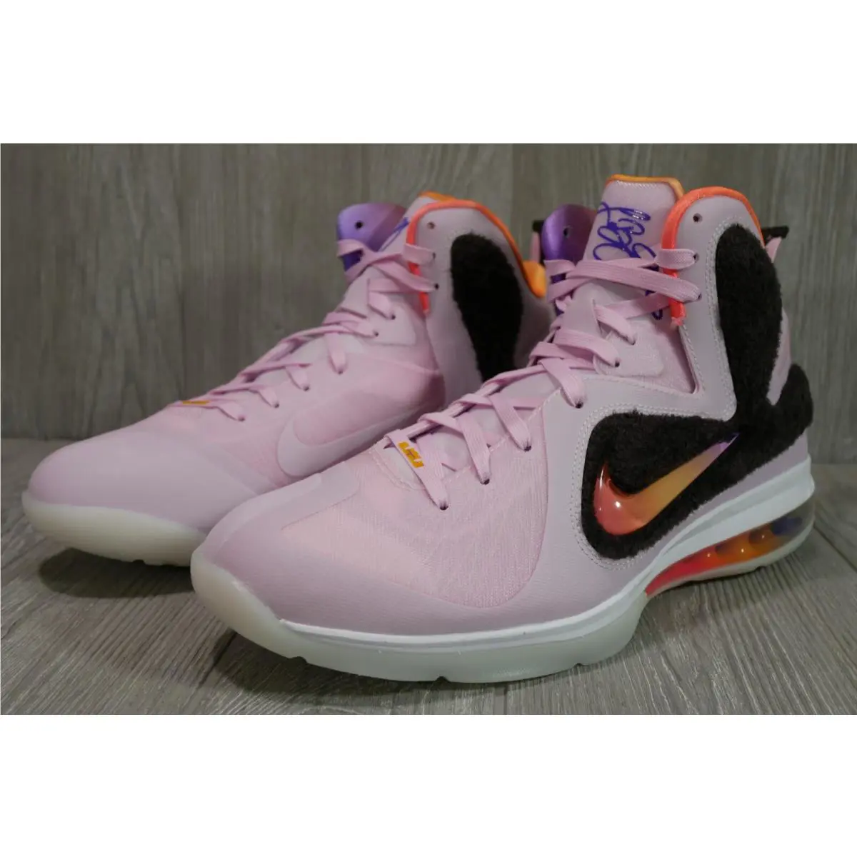 Nike shoes - Nike LeBron - LeBron - DJ3908-600 - Pink 0
