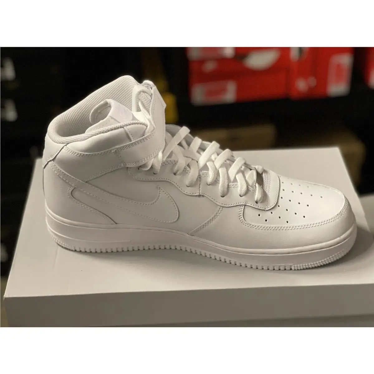 Nike shoes - See Item Description 1