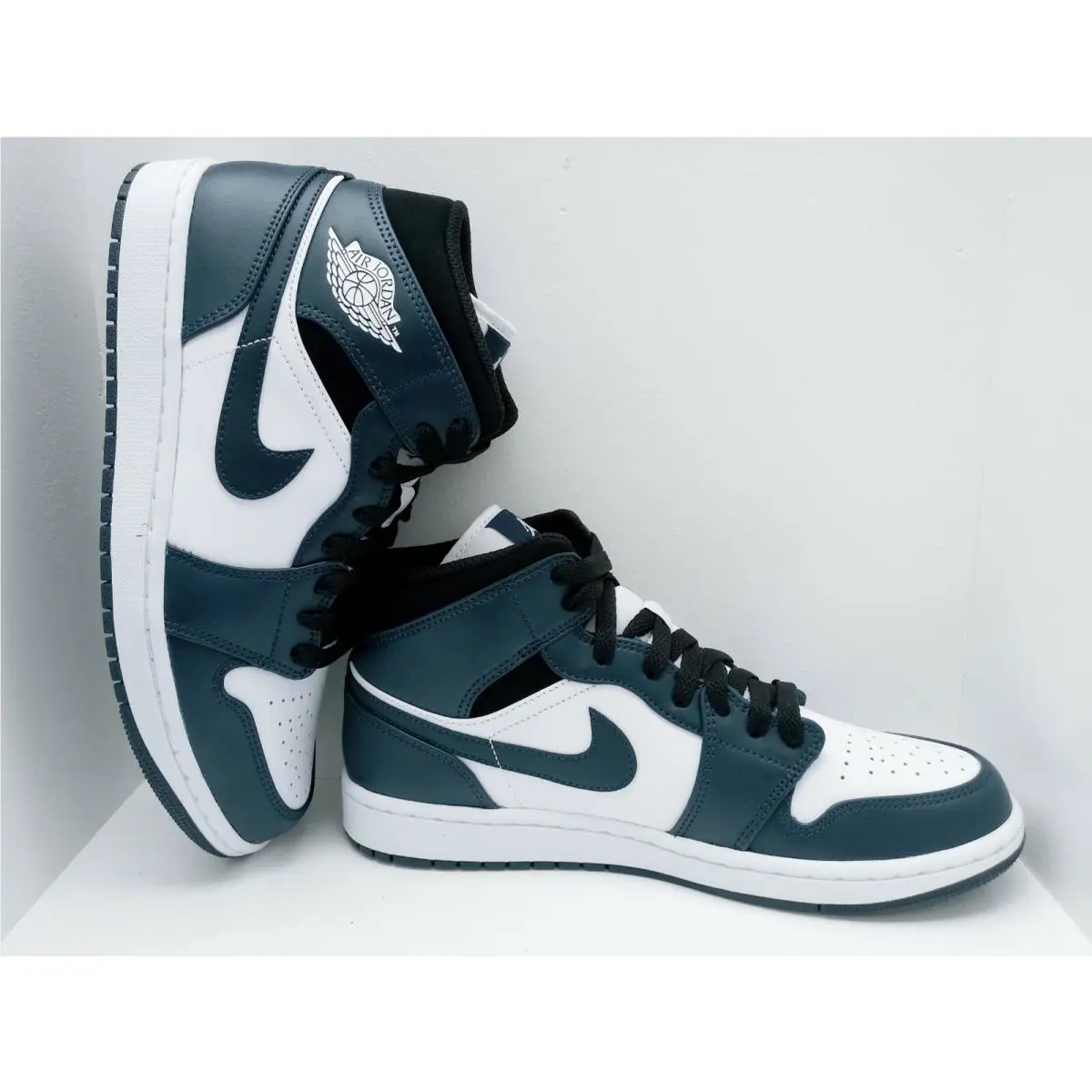 Nike shoes - Air Jordan 1 Mid - Air Mid - 554724-411 - NAVY Blue/WHITE 10