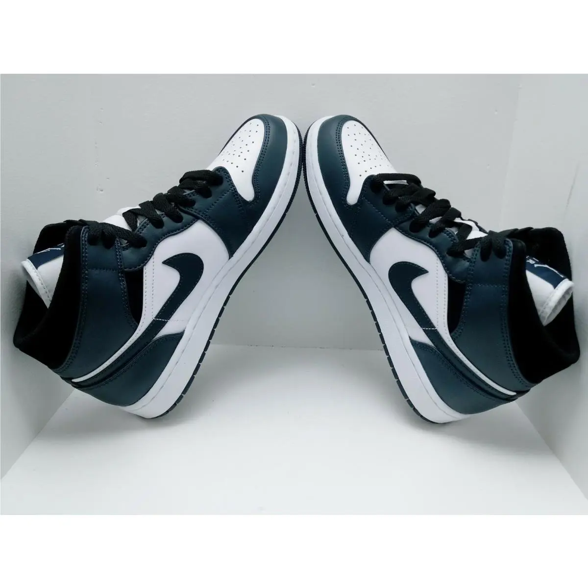 Nike shoes - Air Jordan 1 Mid - Air Mid - 554724-411 - NAVY Blue/WHITE 1