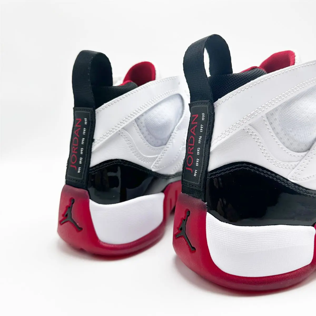 Nike shoes Jumpman Two Trey - White 1