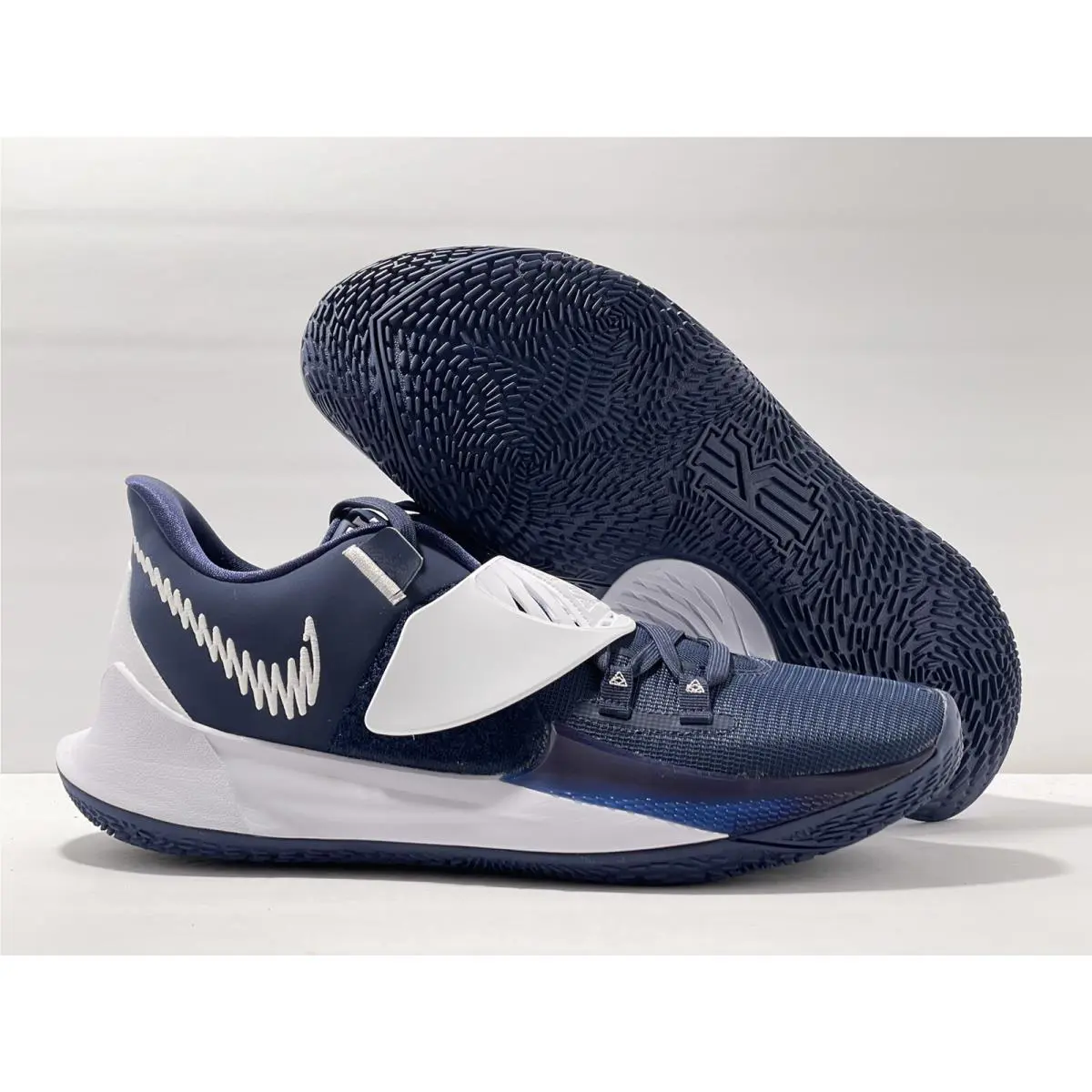 Nike shoes - Nike Kyrie 3 - Kyrie - CW4147-402 - Blue 4