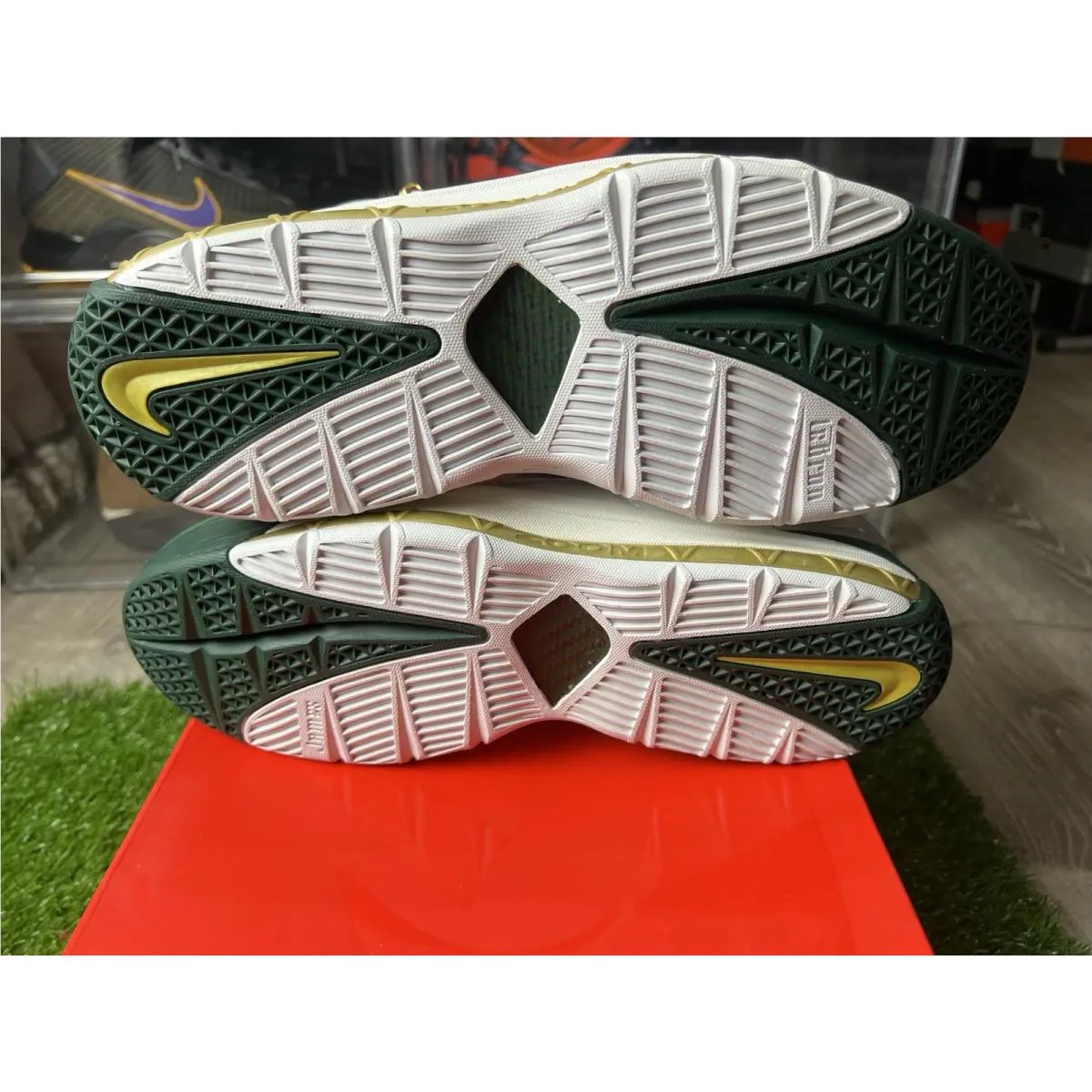 Nike shoes - Nike Zoom LeBron 3 - Zoom LeBron - AO2434-102 - Green 8