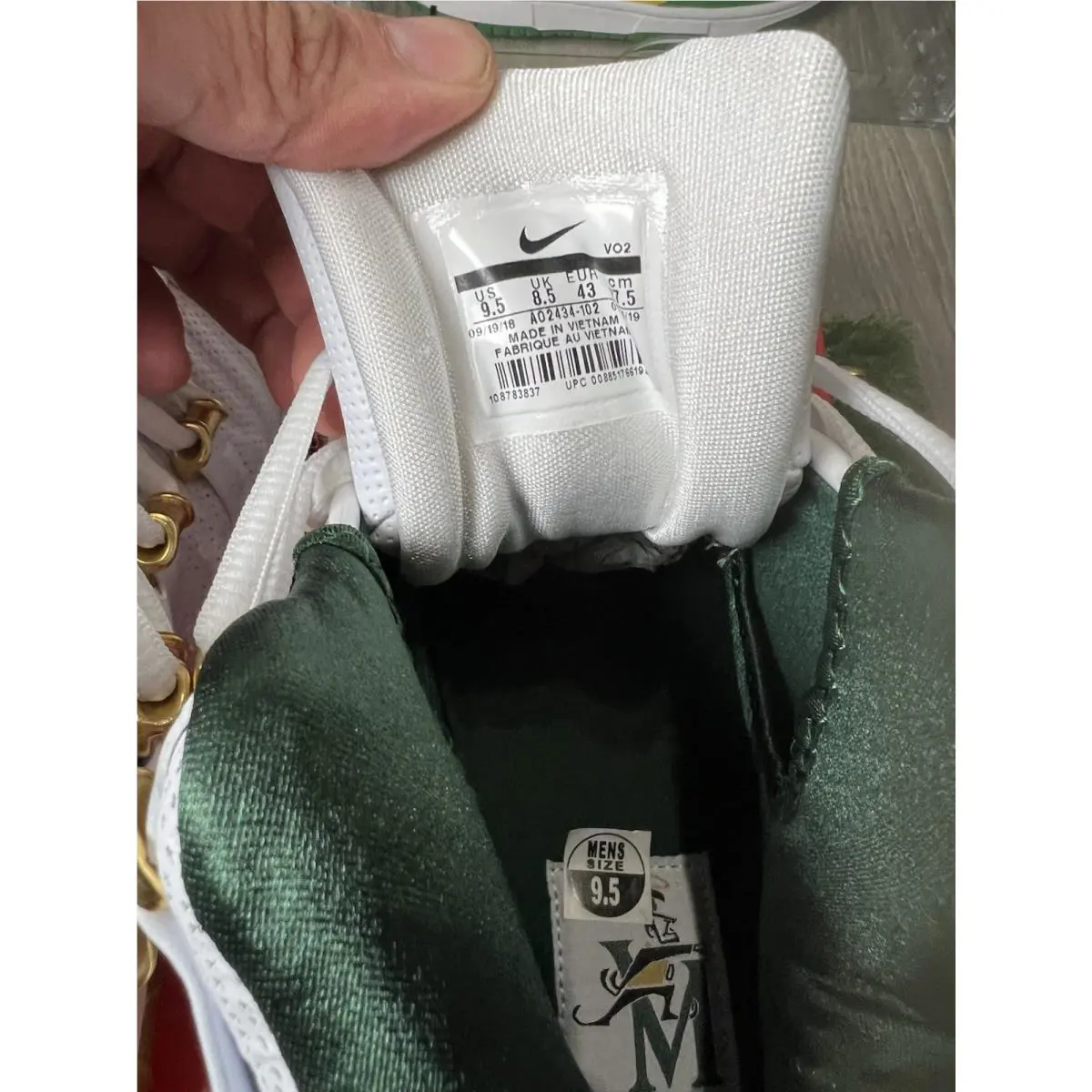 Nike shoes - Nike Zoom LeBron 3 - Zoom LeBron - AO2434-102 - Green 3