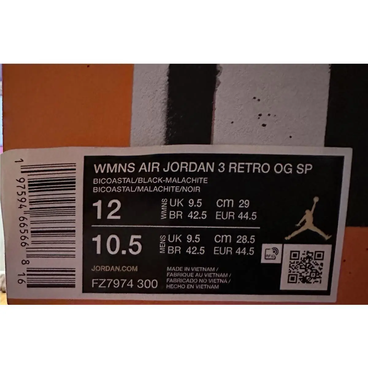 Nike shoes - Air Jordan 3 - Air - FZ7974 300 - Green 4