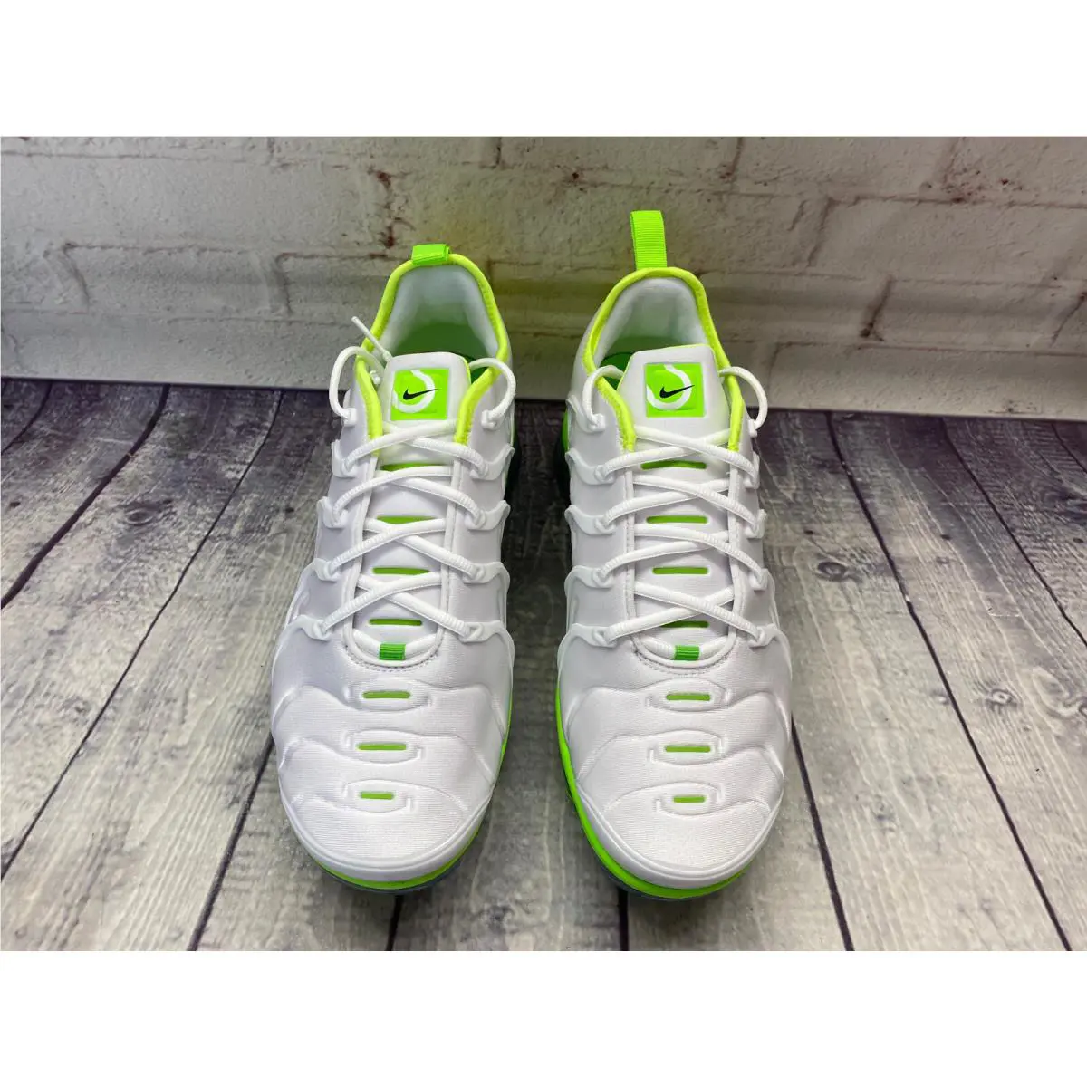Nike shoes - Nike Air Vapormax Plus - Air Vapormax Plus - DJ5975-100 - White 2