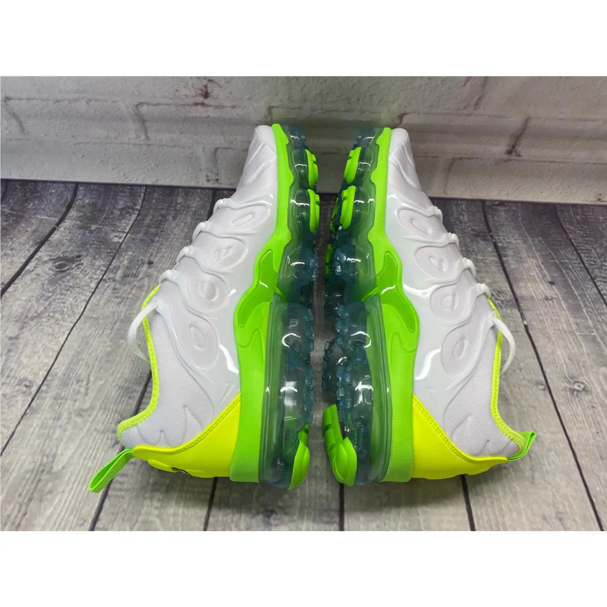 Nike shoes - Nike Air Vapormax Plus - Air Vapormax Plus - DJ5975-100 - White 4