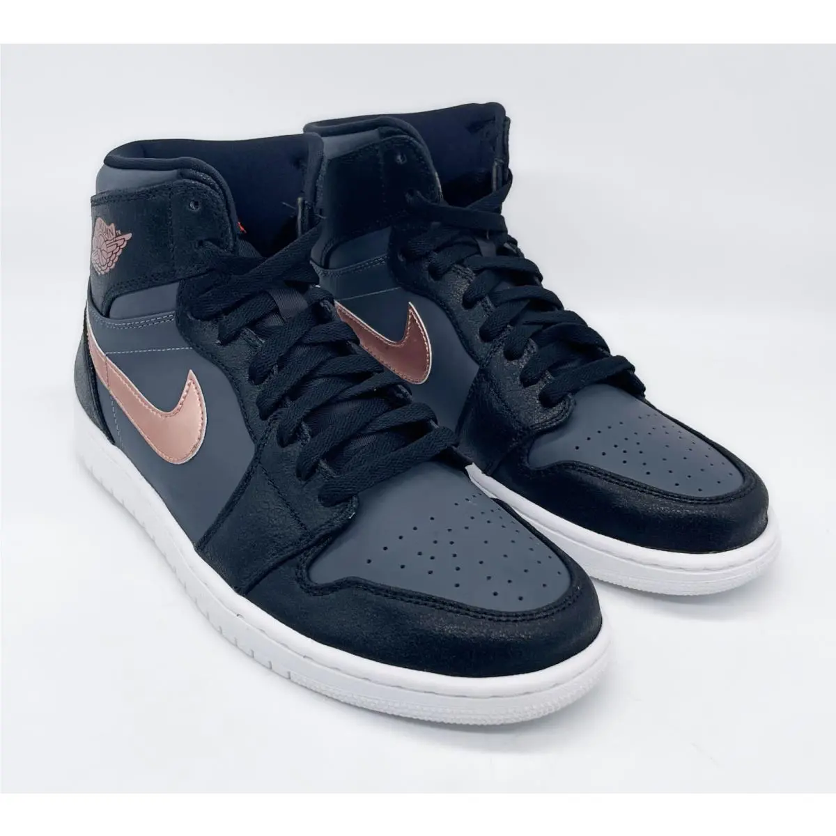 Nike shoes - Air Jordan 1 Retro High - 332550 016 - Multicolor (UPC: 091201652716) 0
