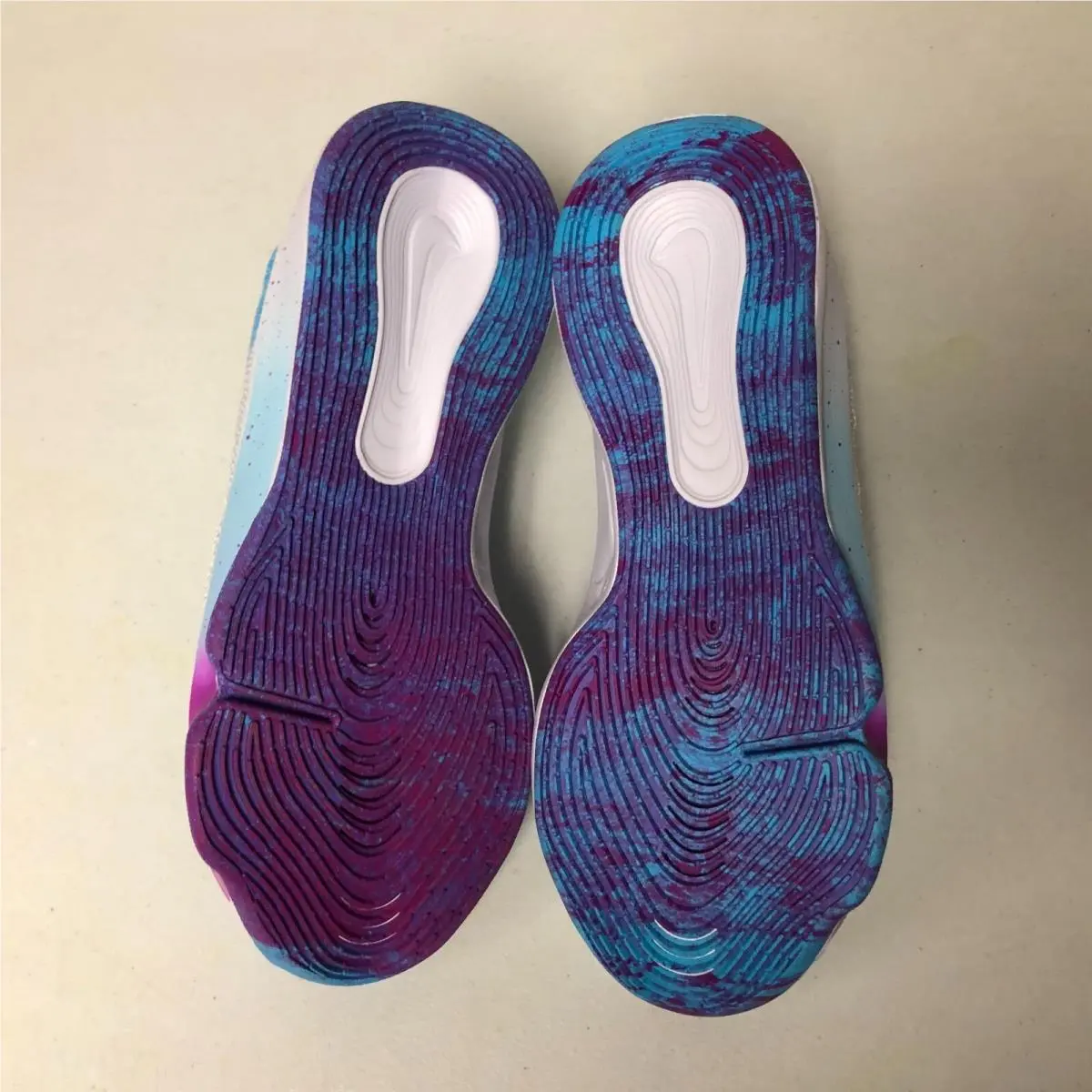 Nike shoes - Nike GT Hustle 3 - Hustle - HJ7679-900 - Multicolor (UPC: 197598843550) 4