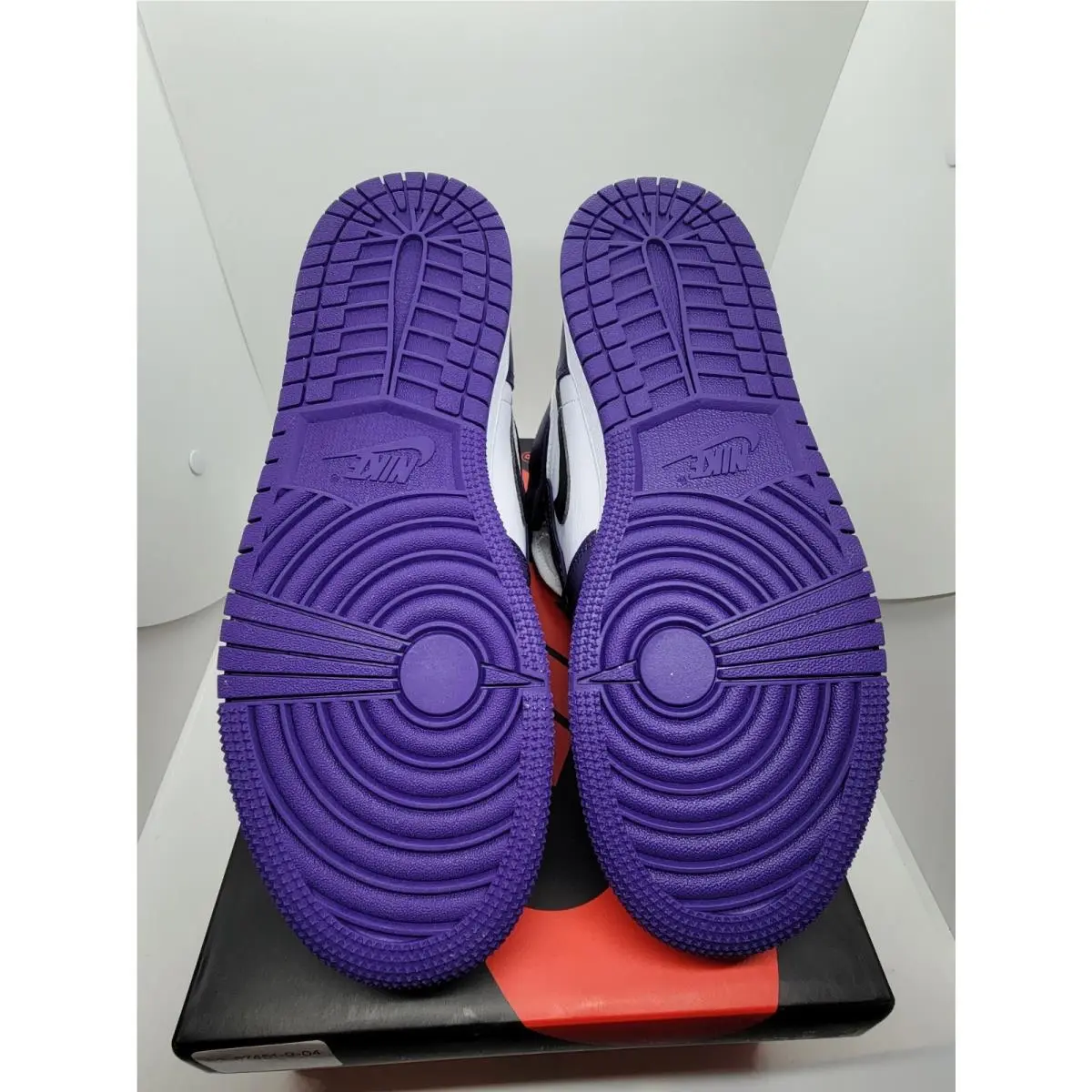 Nike shoes - Air Jordan 1 - Air - 555088-500 - Purple 2