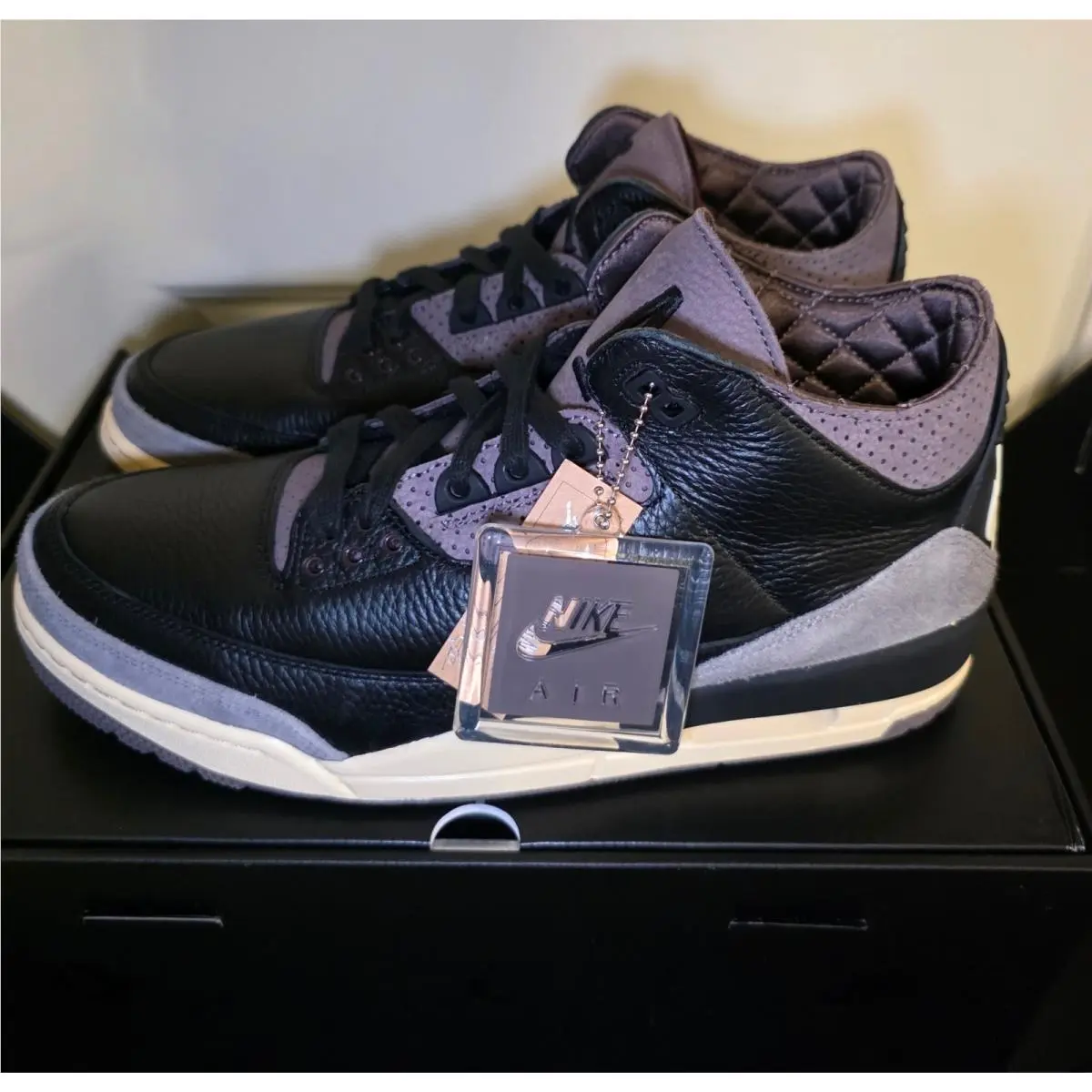 Nike shoes - Air Jordan 3 - Air - FZ4811-001 - Black 3