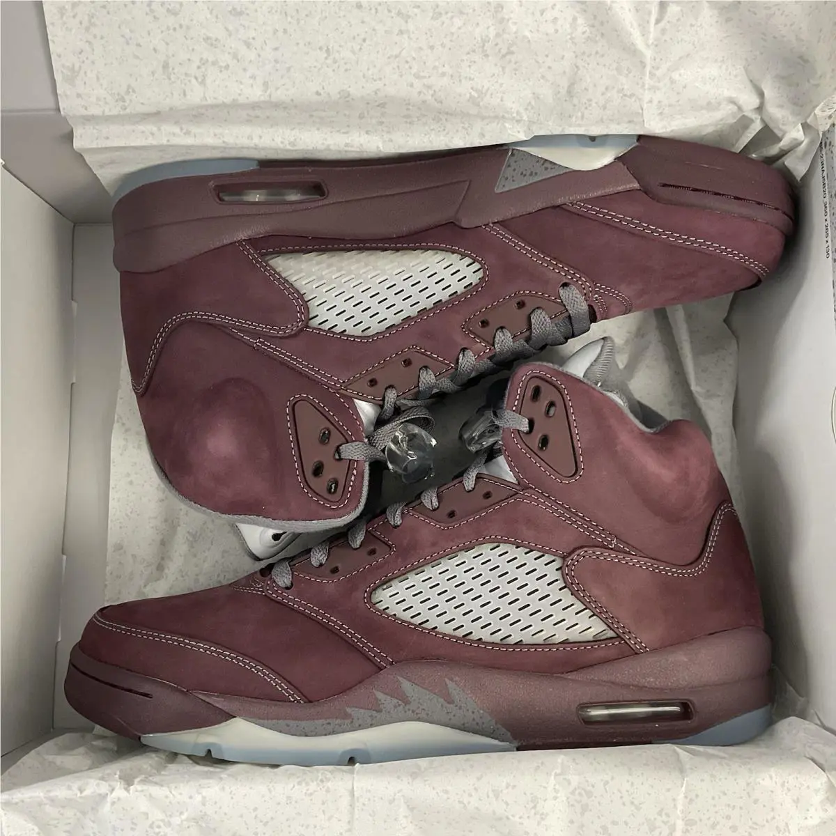 Nike shoes - Air Jordan 5 - Air - DZ4131-600 - Burgundy 1