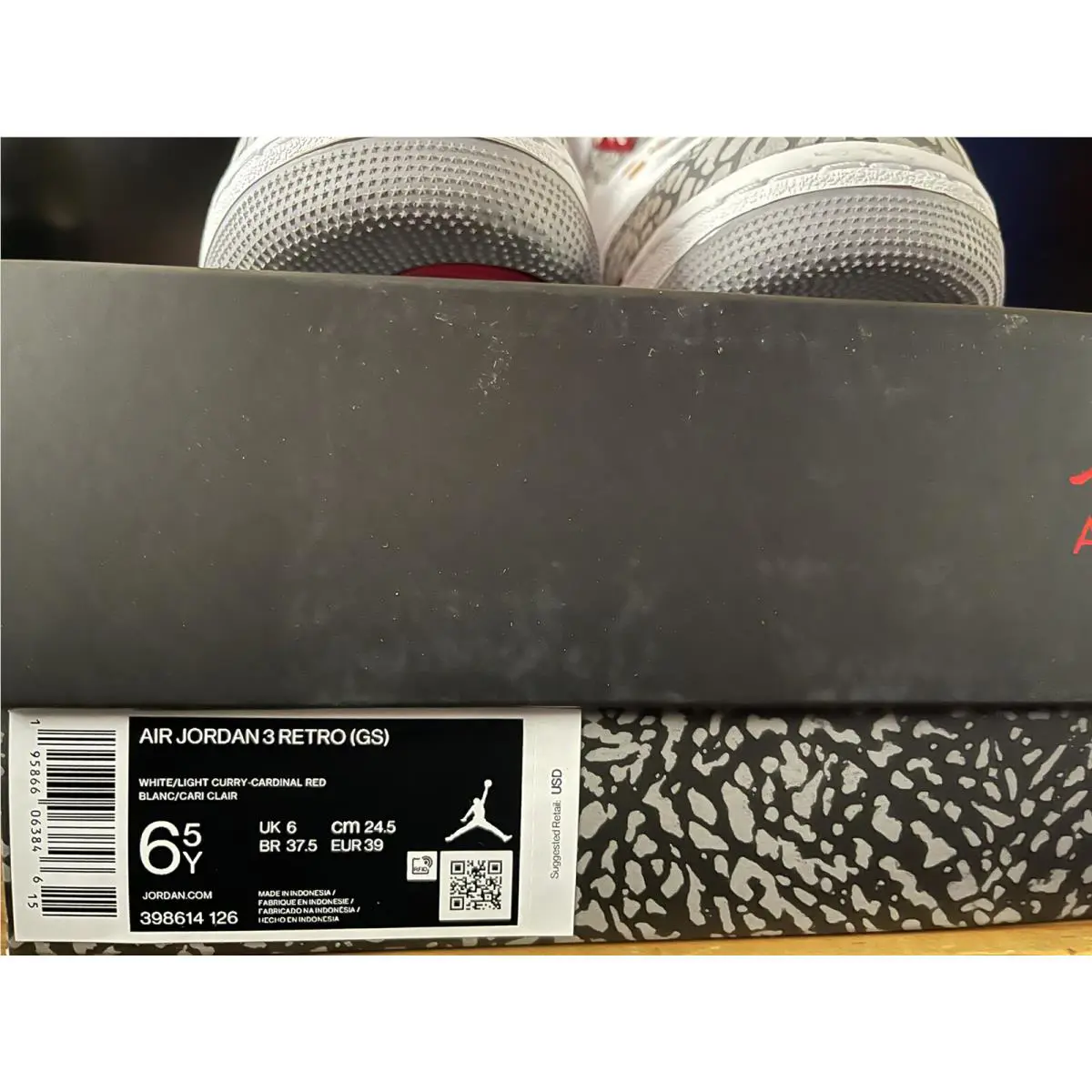 Nike shoes - Air Jordan 3 - Air - CT8532-126 - White 4
