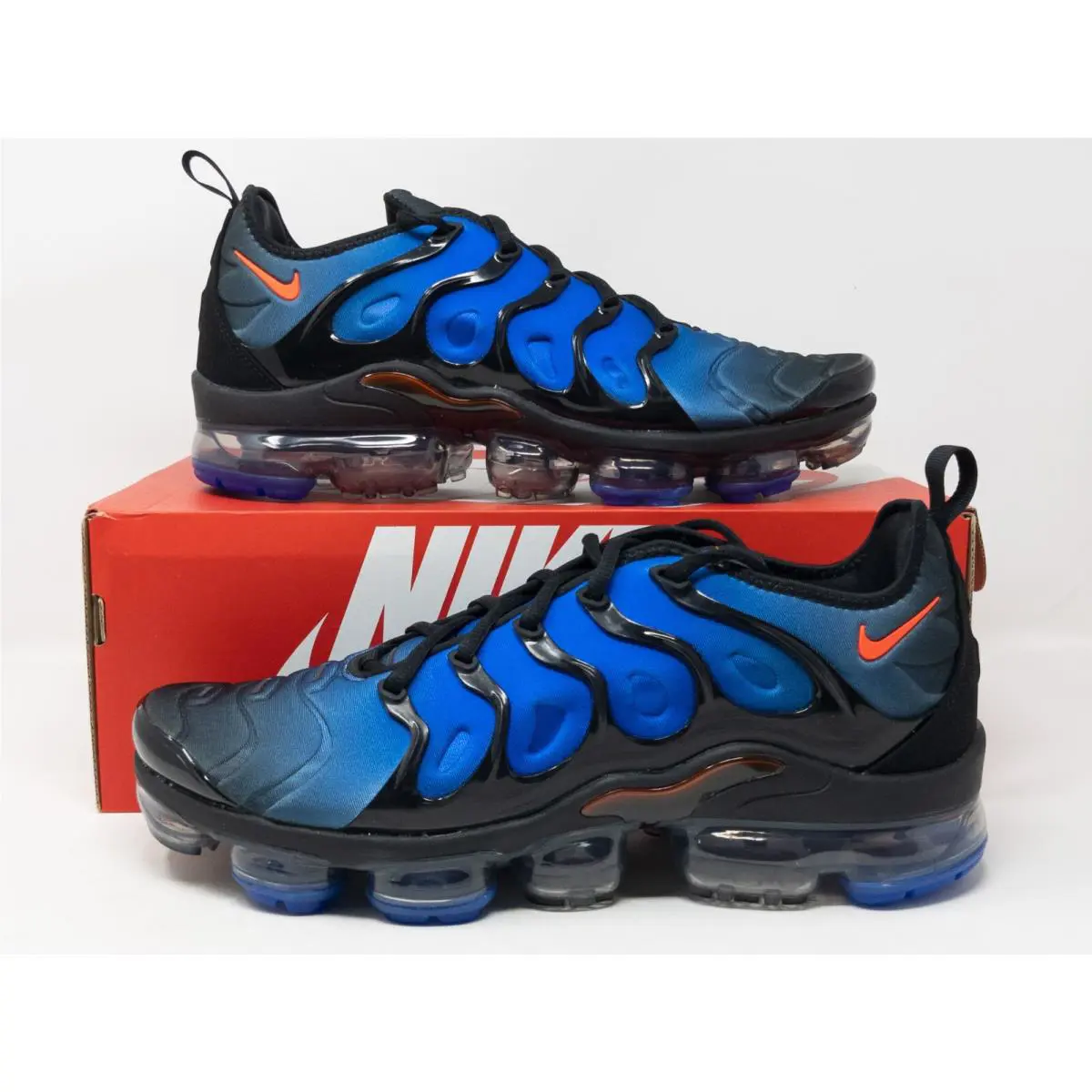 Nike Air Vapormax Plus Black Blue Crimson Knicks DO6679-001 Men`s Size 11.5