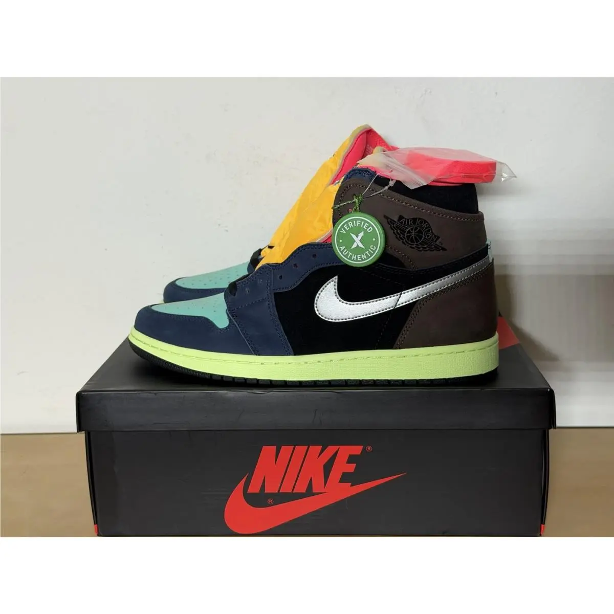 Nike shoes - Air Jordan 1 - Air - 555088 201 - Multicolor 0