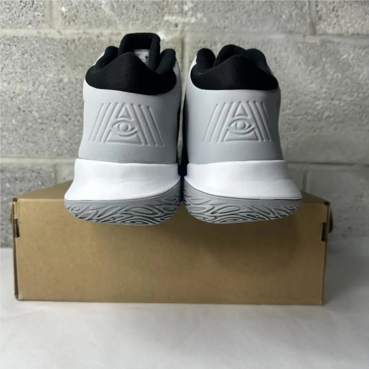 Nike shoes - Nike Kyrie Flytrap 4 - Kyrie Flytrap - CT1972-002 - Gray 2
