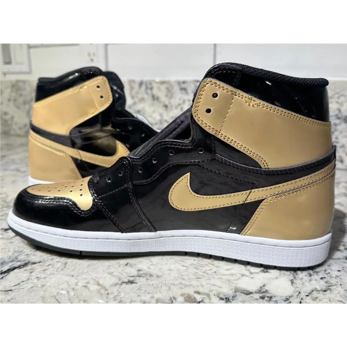 Nike shoes - Air Jordan 1 - Air - 861428-007 - Gold (UPC: 0191887134077) 8