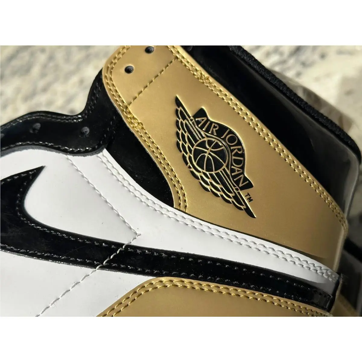 Nike shoes - Air Jordan 1 - Air - 861428-007 - Gold (UPC: 0191887134077) 16