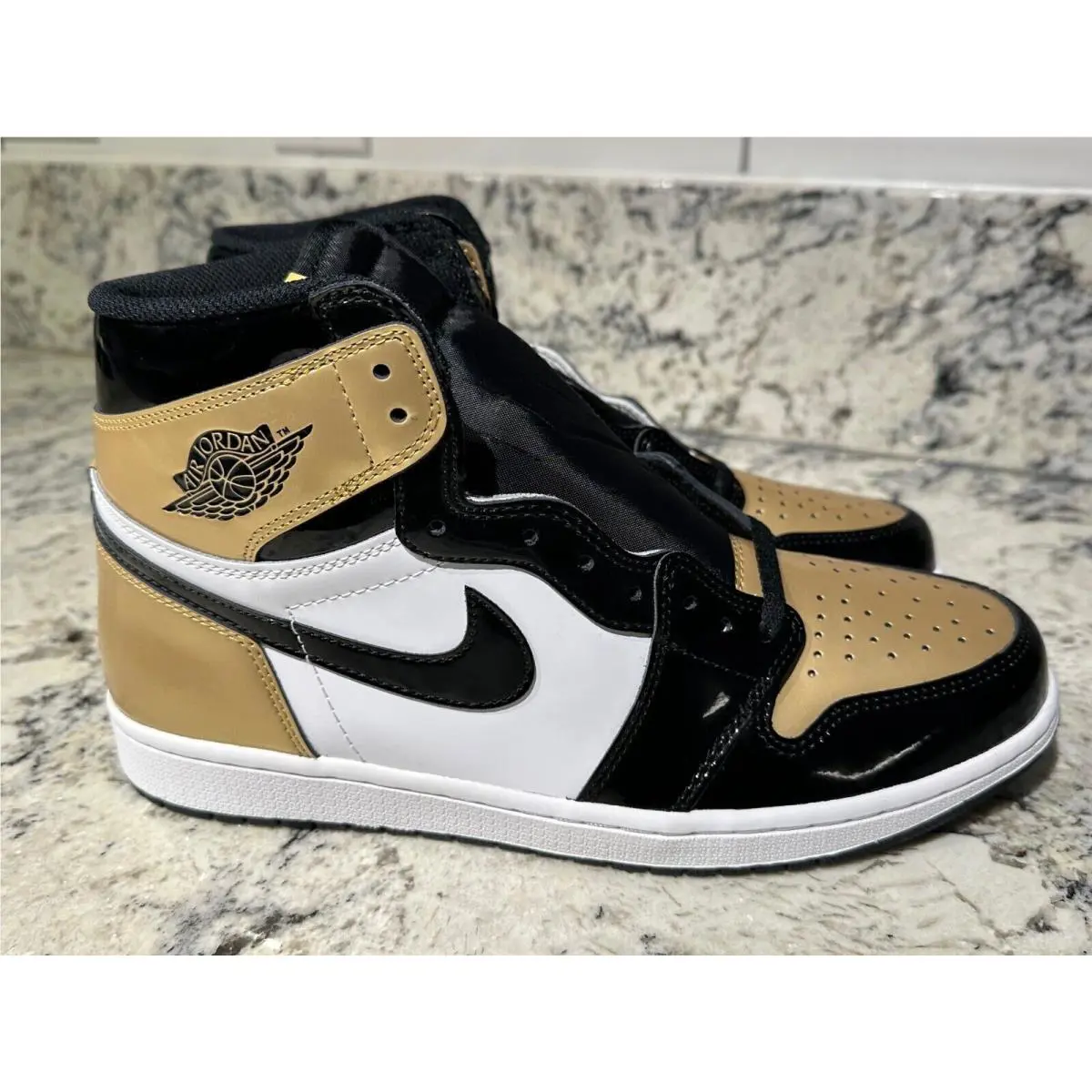 Nike shoes - Air Jordan 1 - Air - 861428-007 - Gold (UPC: 0191887134077) 6