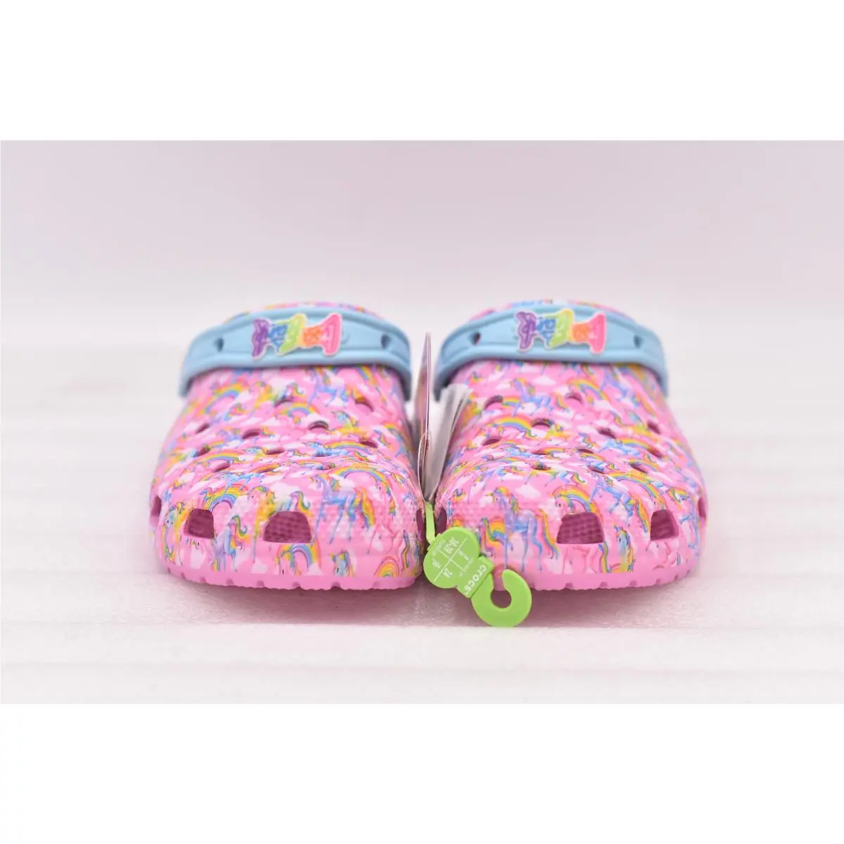 Crocs shoes - Pink (UPC: 196265414277) 0