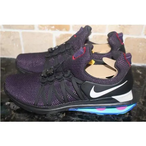 Nike shoes - Nike Shox Gravity - Shox Gravity - AR1999-500 - Black (UPC: 0191885346540) 0